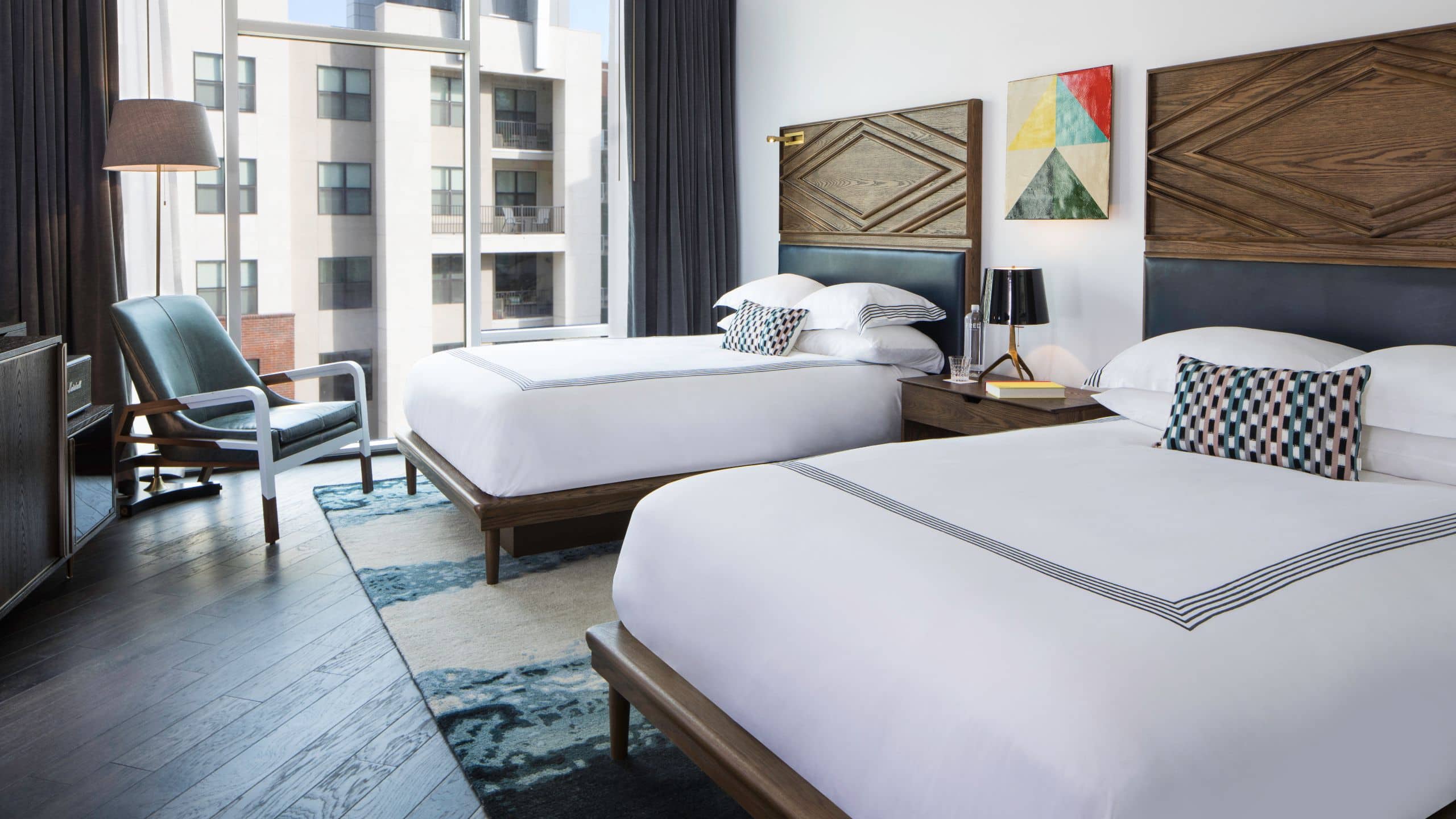 2 Queen Beds with Accessible Shower - Image 1