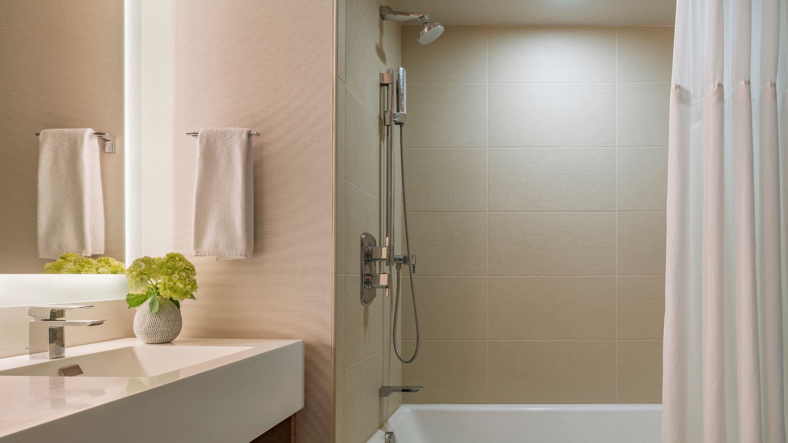 2 Double Beds - Image 3