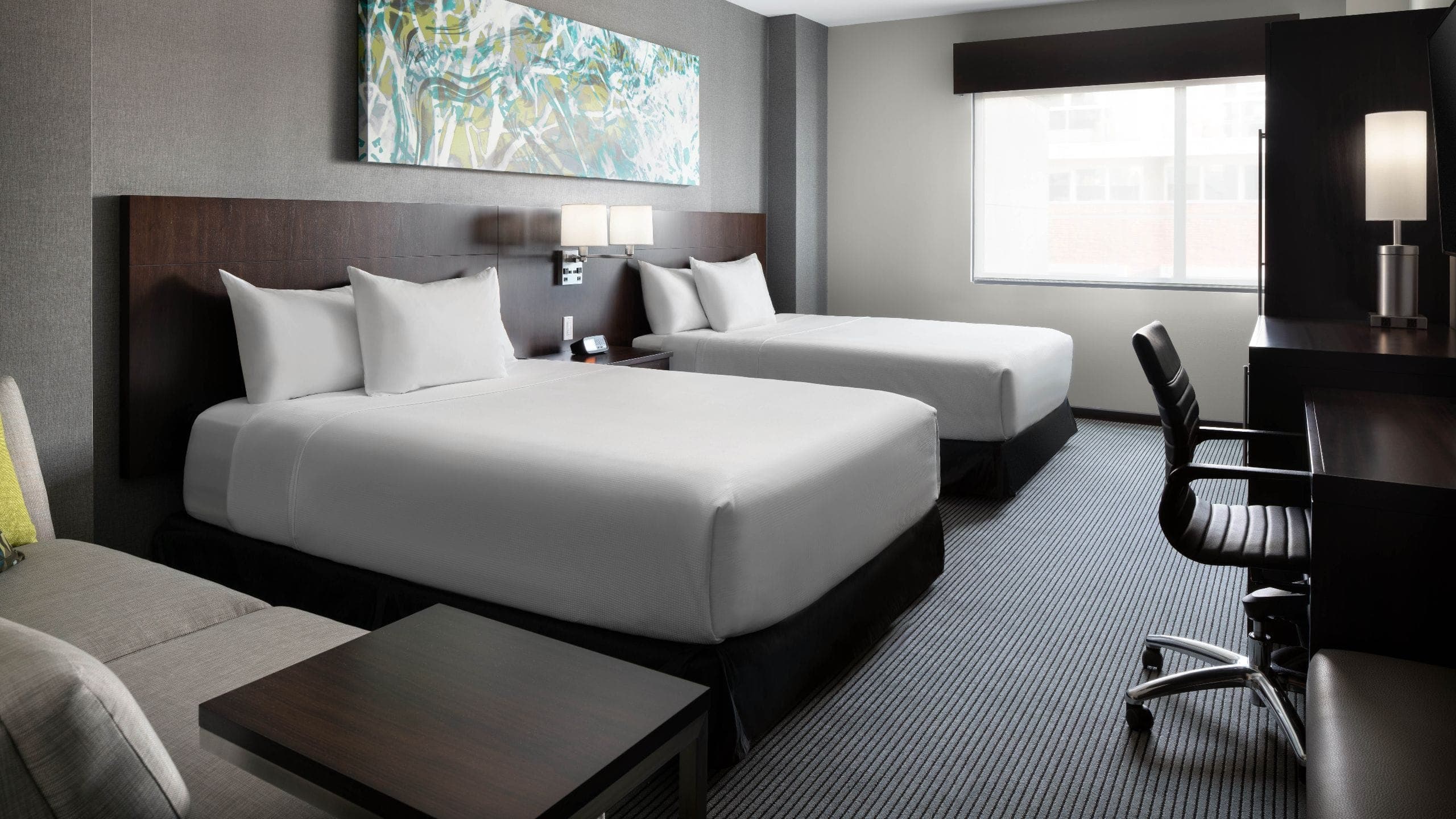 Accessible | Two Queen Beds / Tub - Image 1
