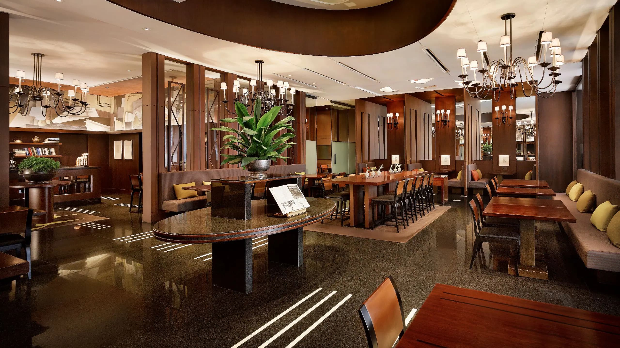 2 Twin Beds Club Access - Image 3