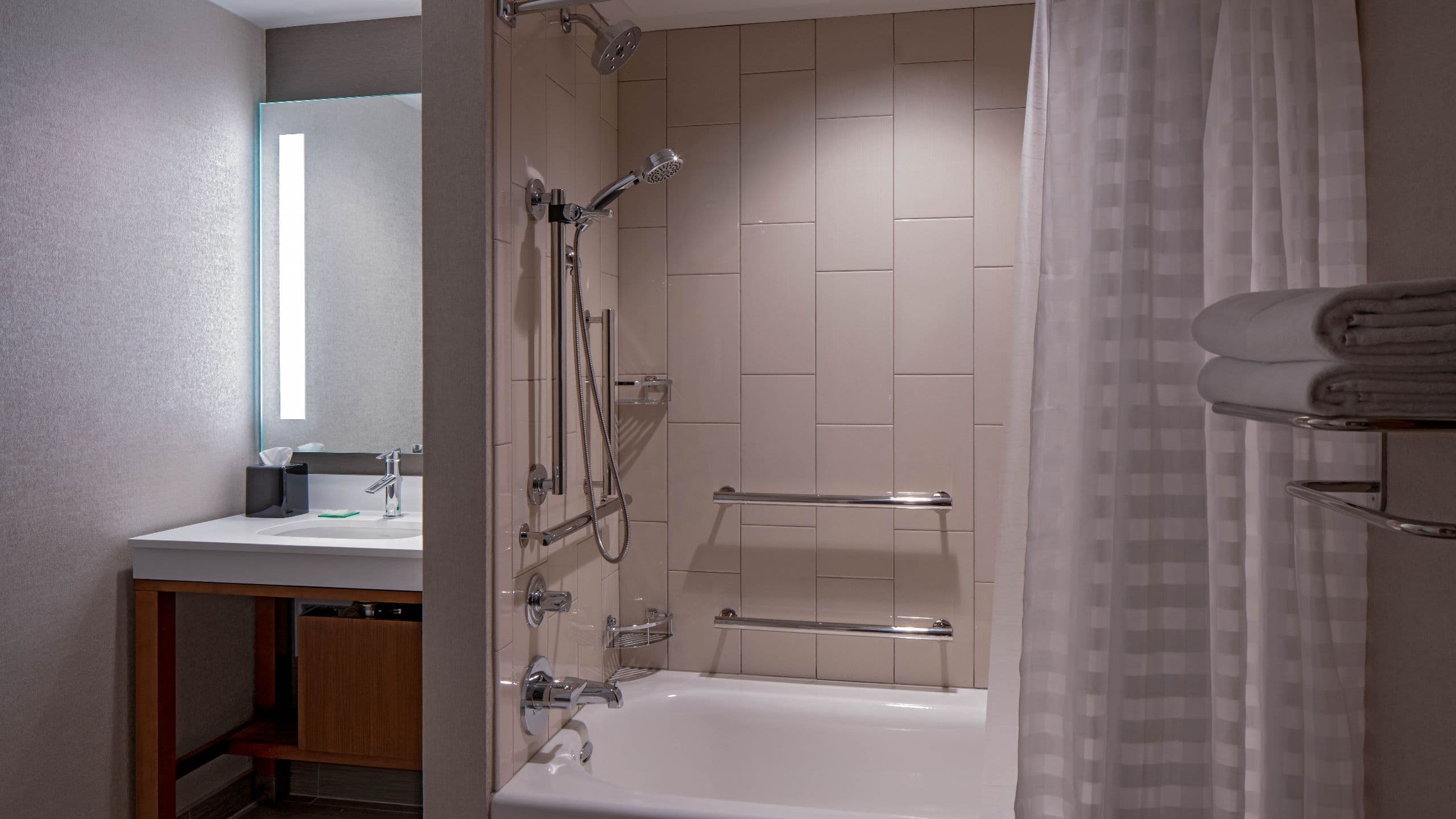 Hyatt Place Indianapolis / Downtown - Image 5