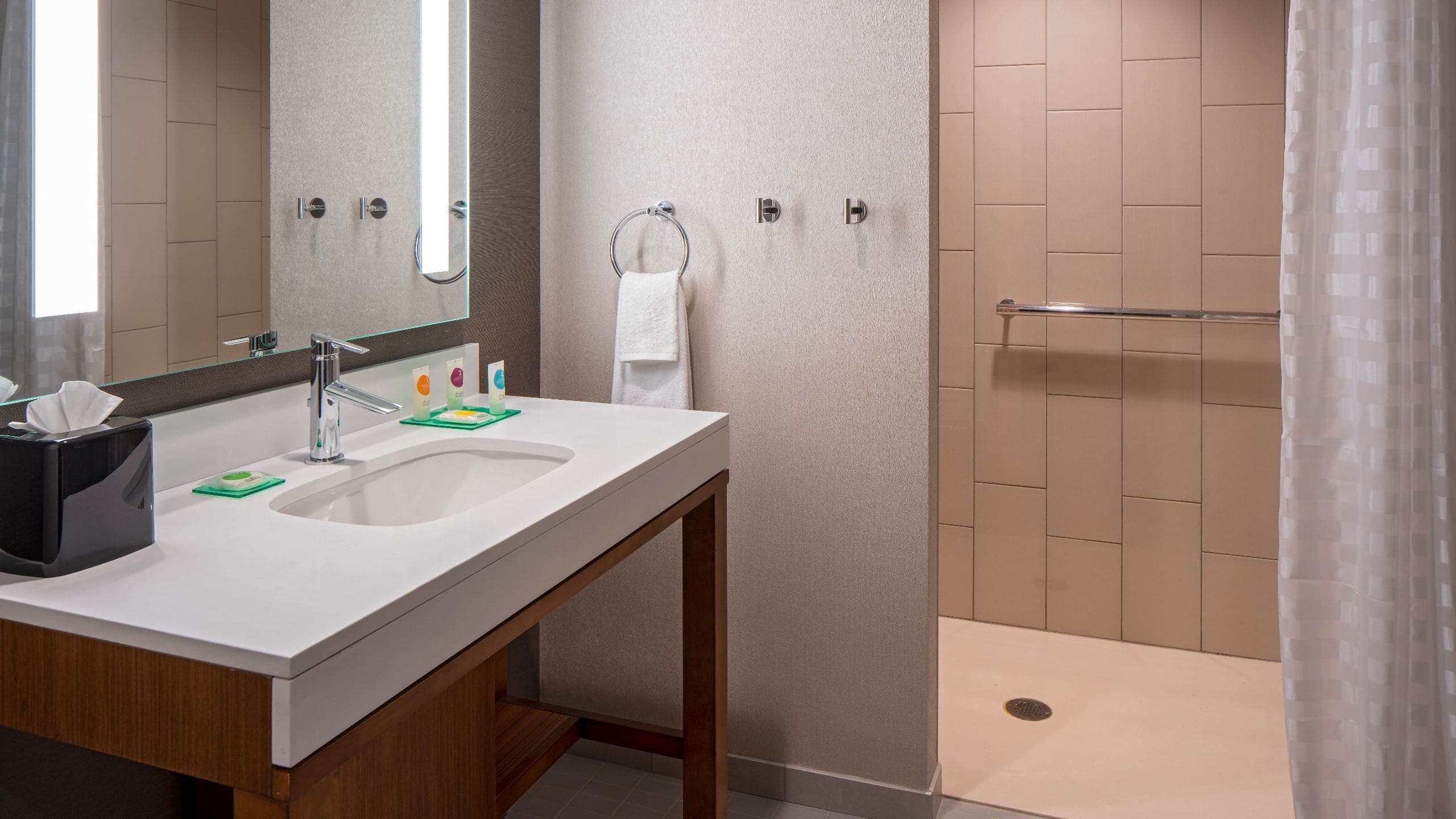 Hyatt Place Indianapolis / Downtown - Image 3