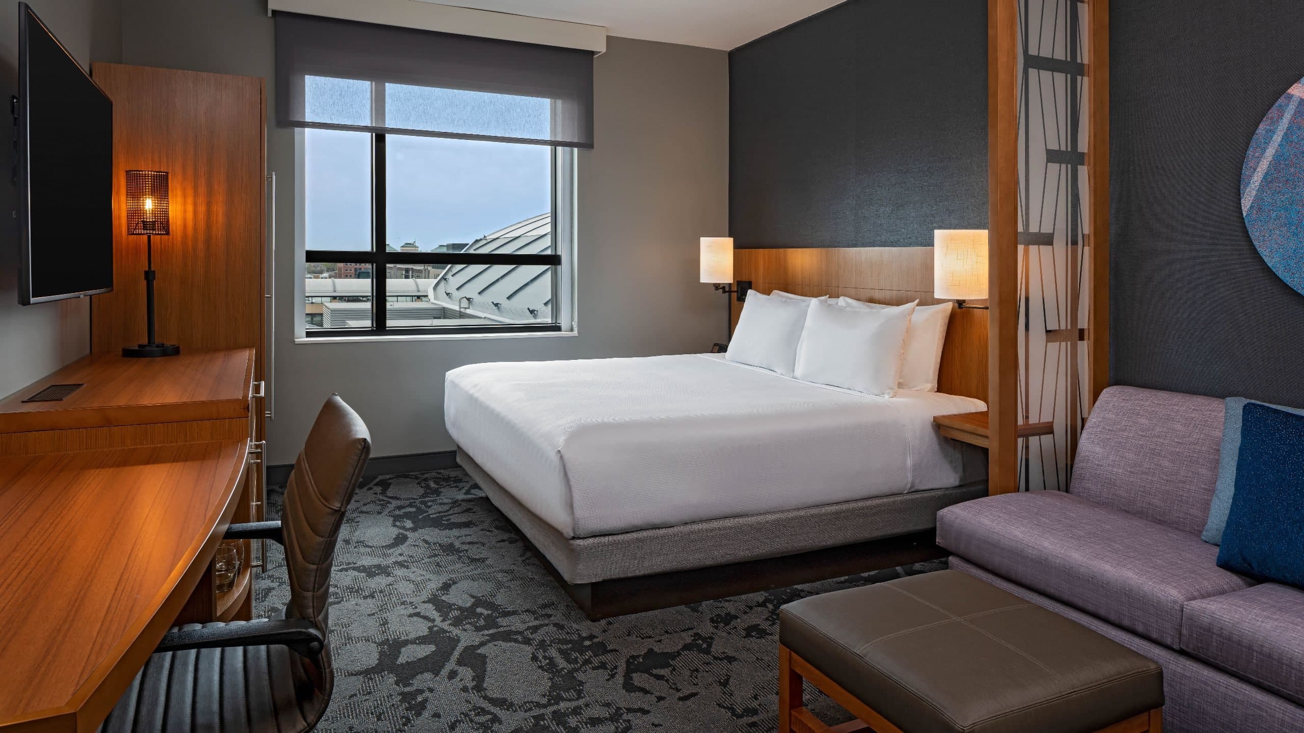 King Bed (plus sofa bed) - Image 1