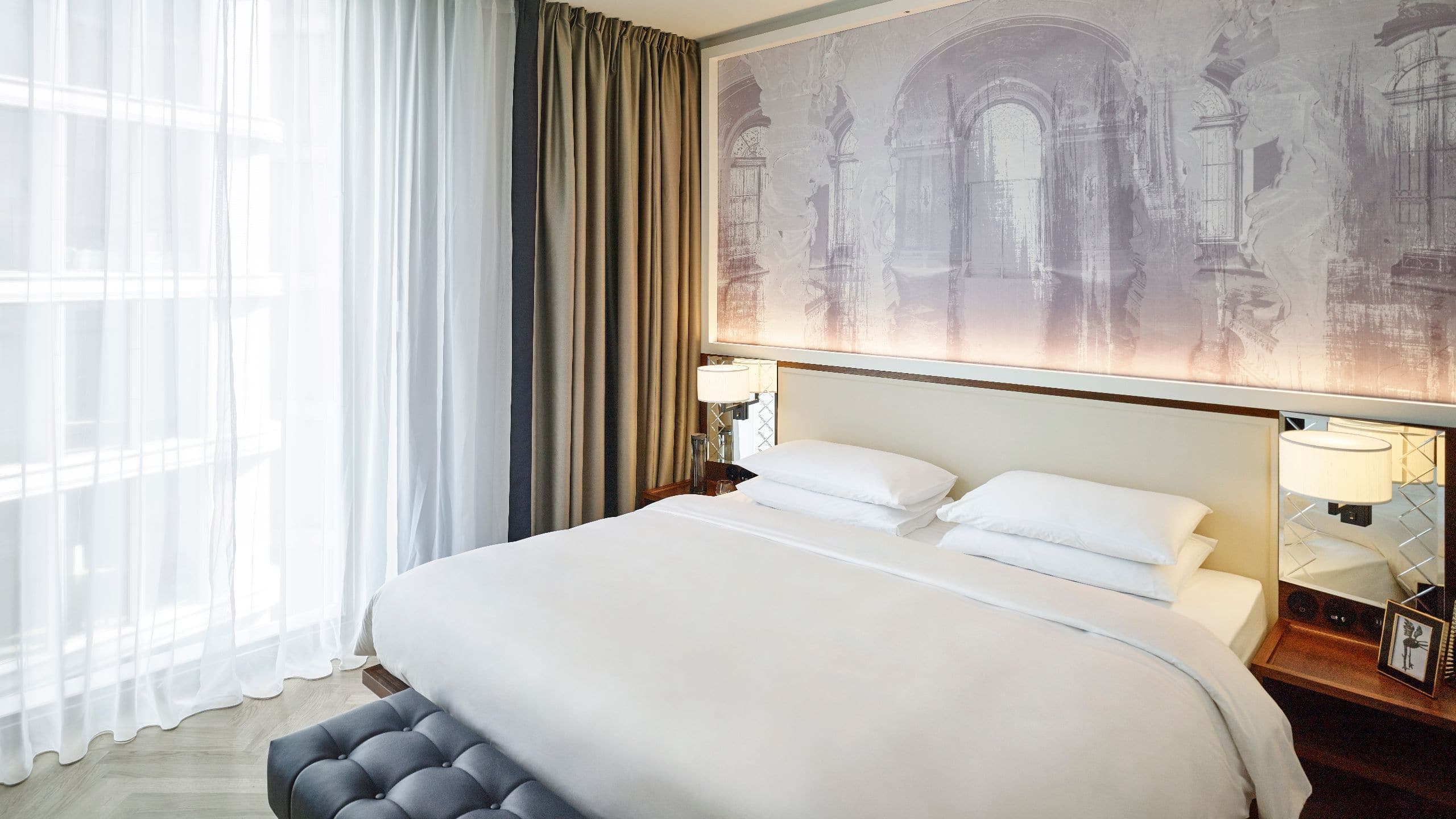 1 King Bed Suite - Image 2