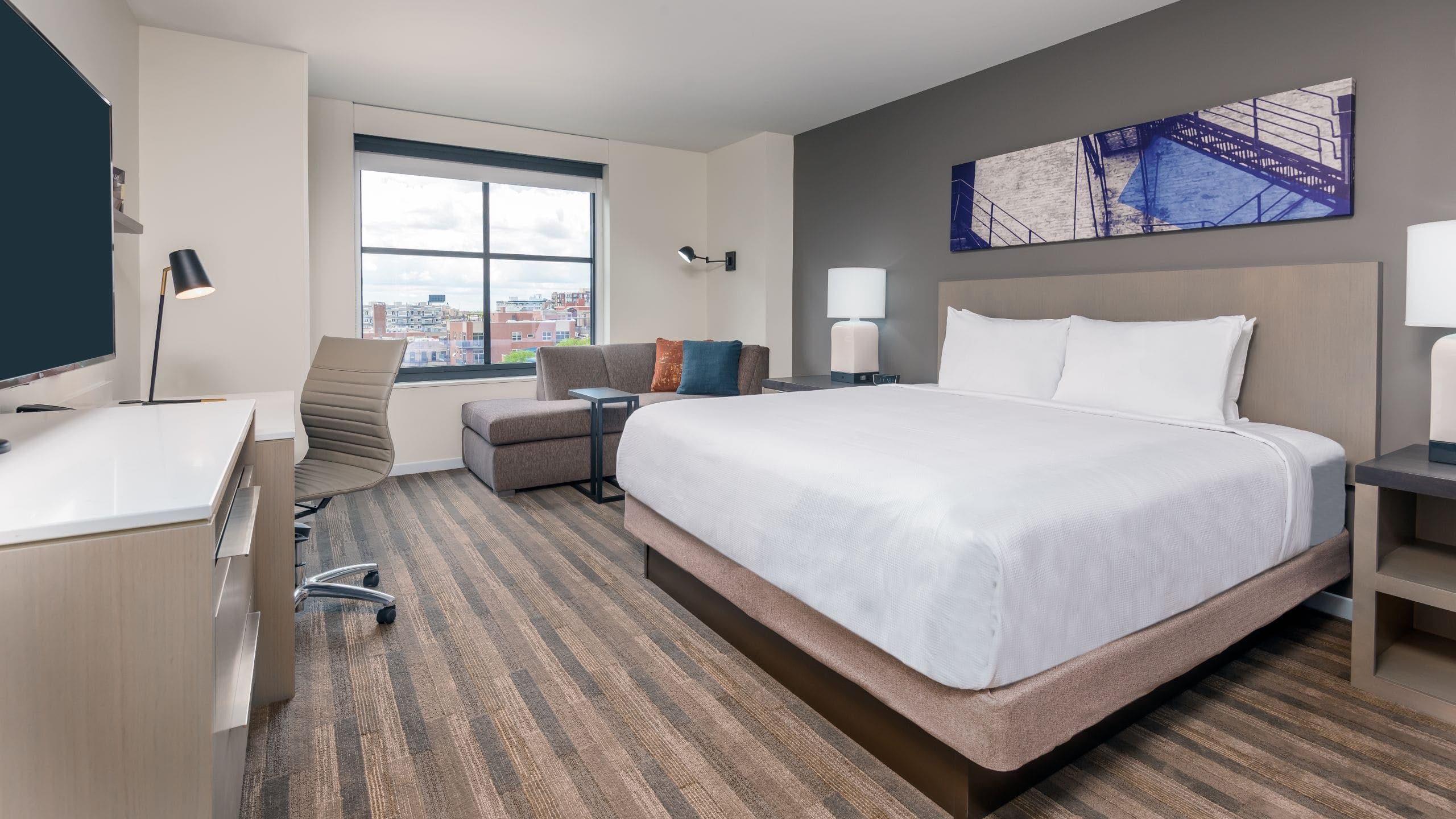 Accessible Den | King Bed / Roll-in Shower - Image 1