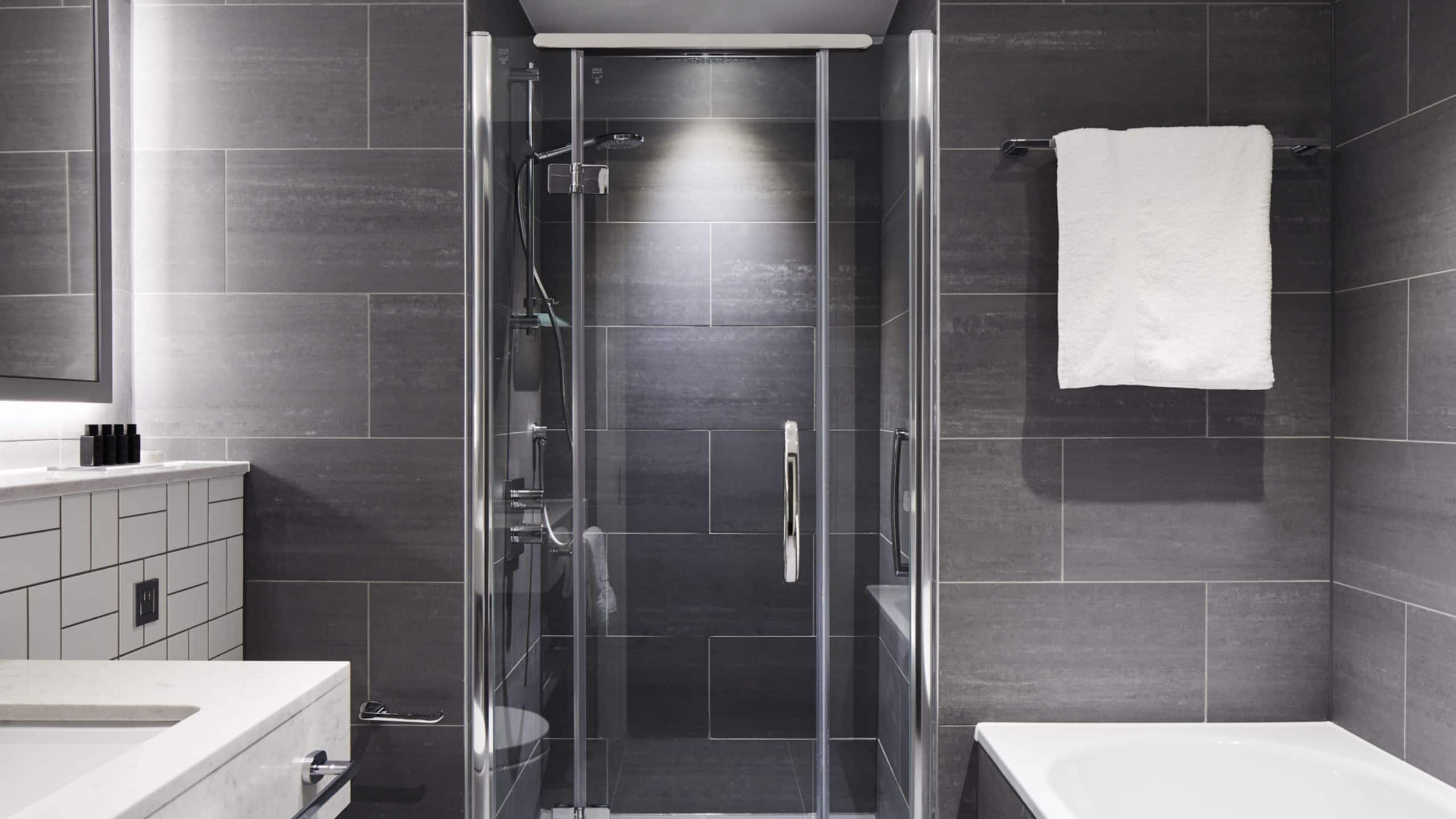 Hyatt Regency Manchester - Image 5