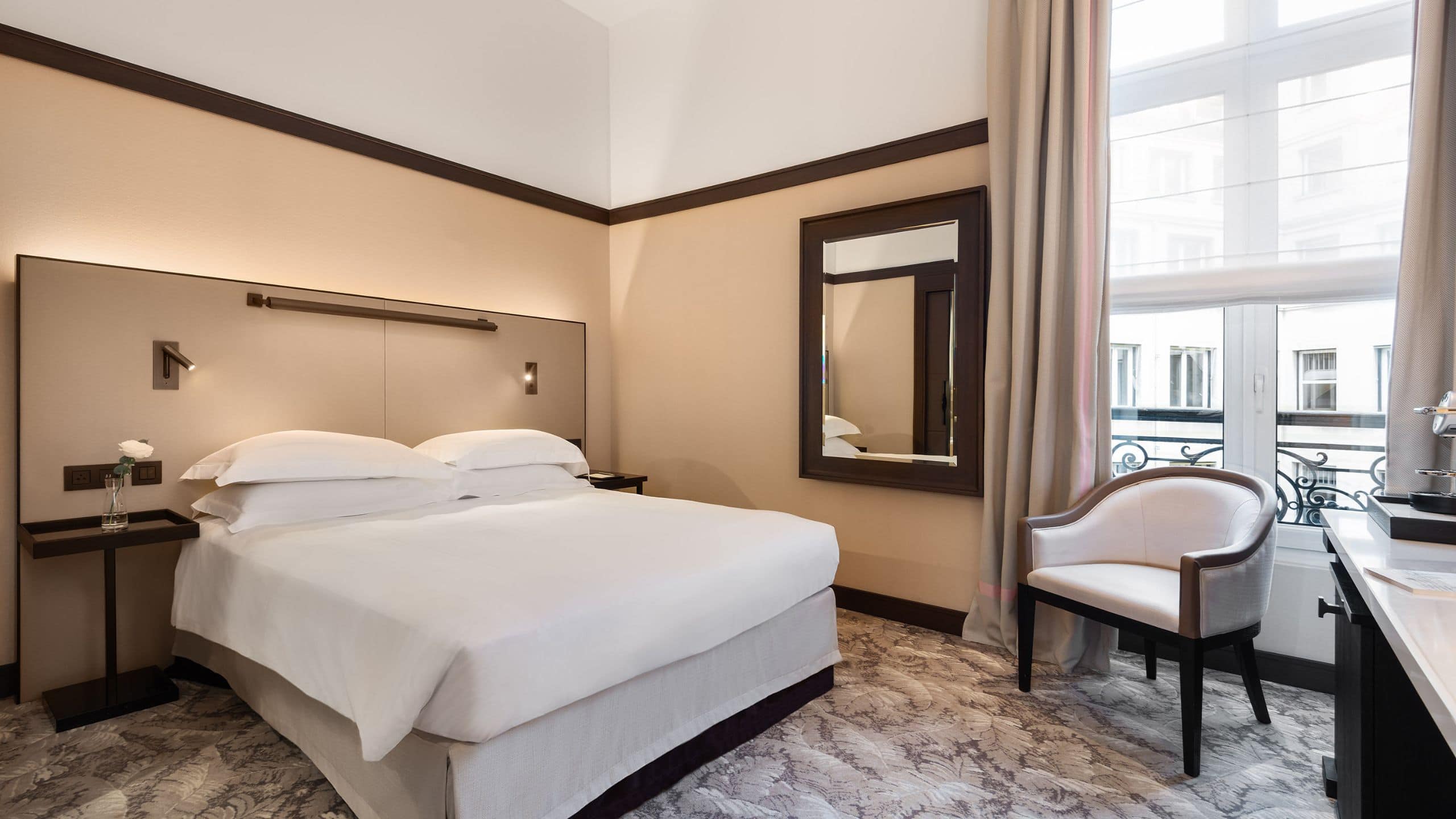 1 Queen Bed - Image 1