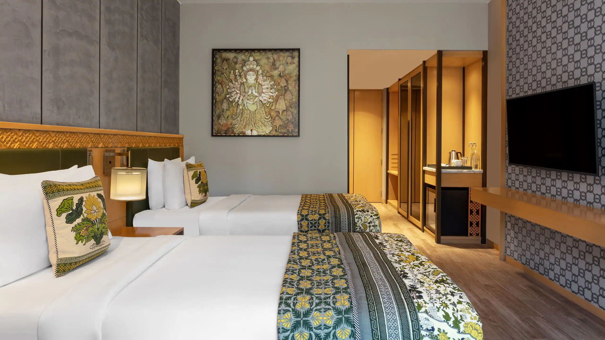 2 Twin Beds - Image 2
