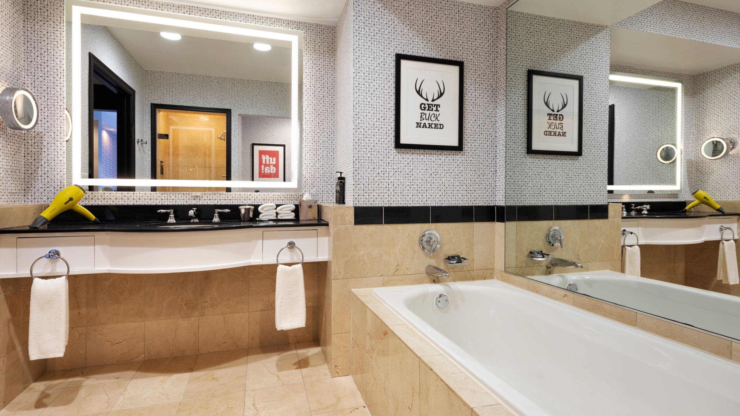 One King Bed Suite - Image 3