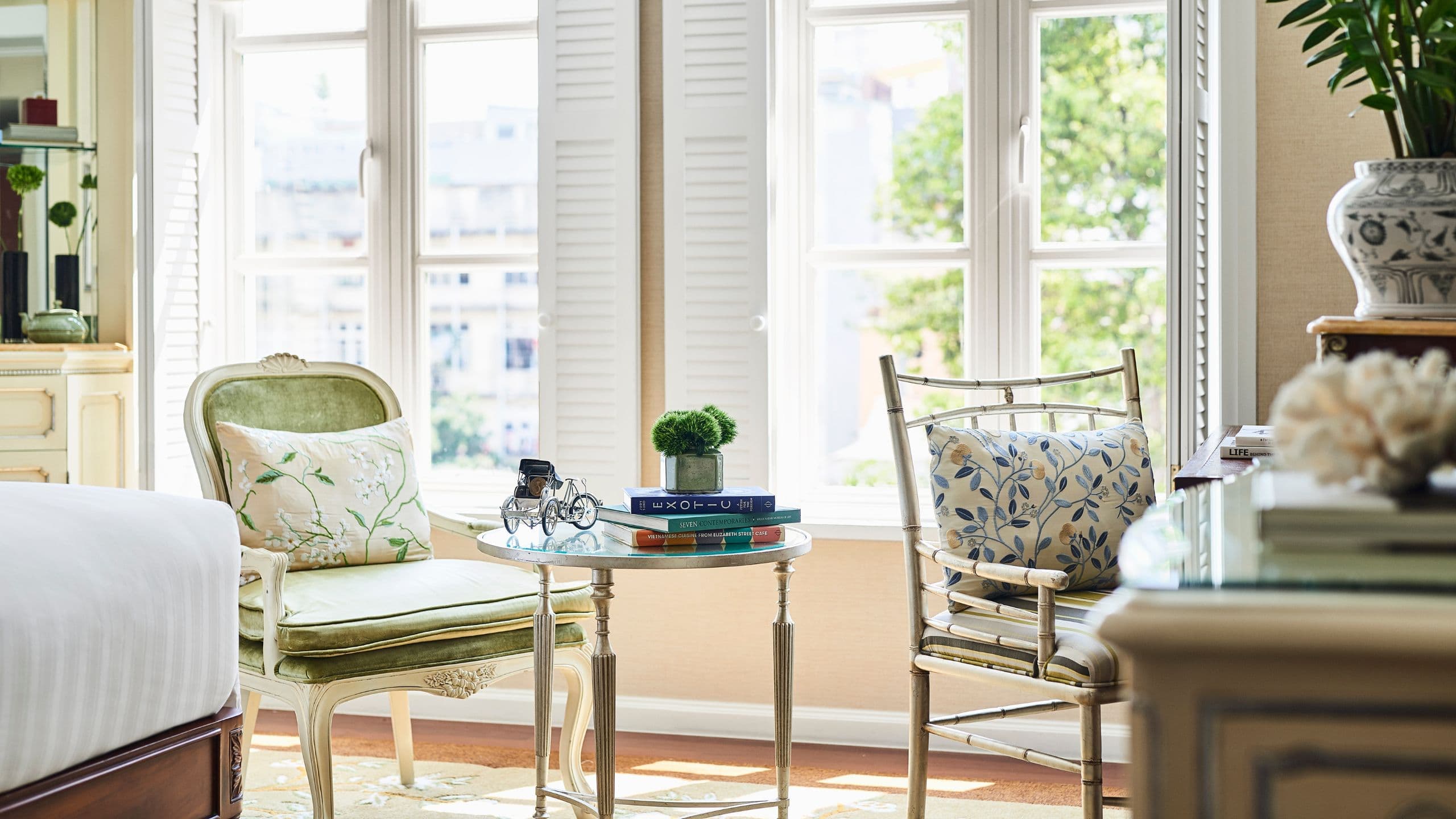 1 King Bed - Image 2