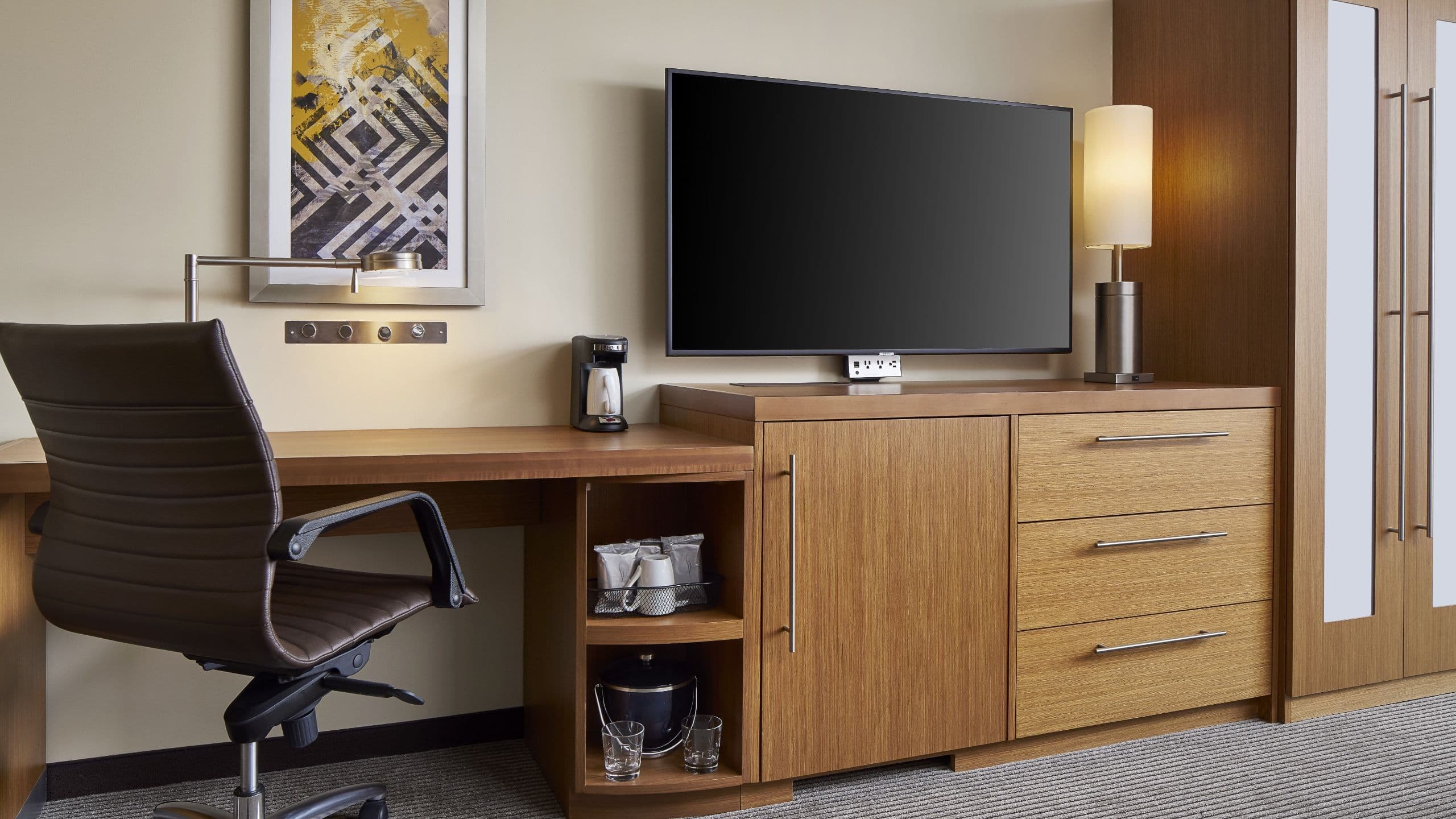 King Bed (Plus Sofa Bed) - Image 3