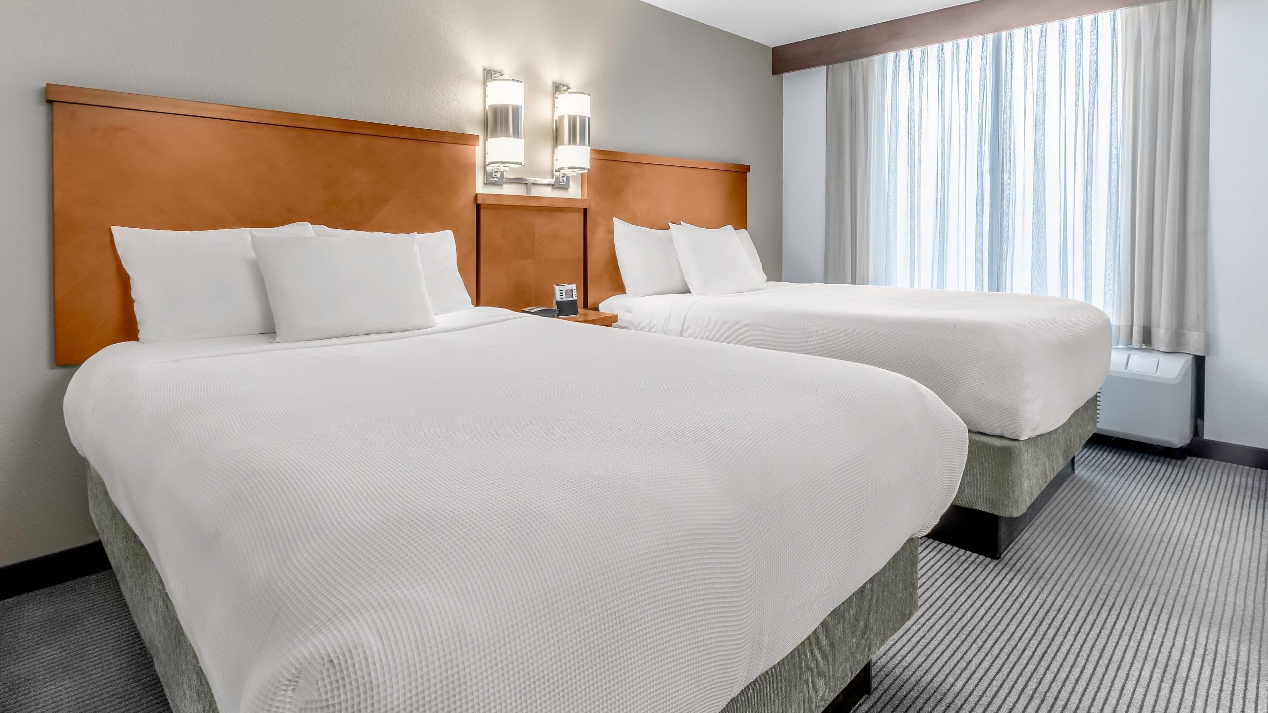 Hyatt Place Charlotte Airport / Billy Graham Parkway - Image 2