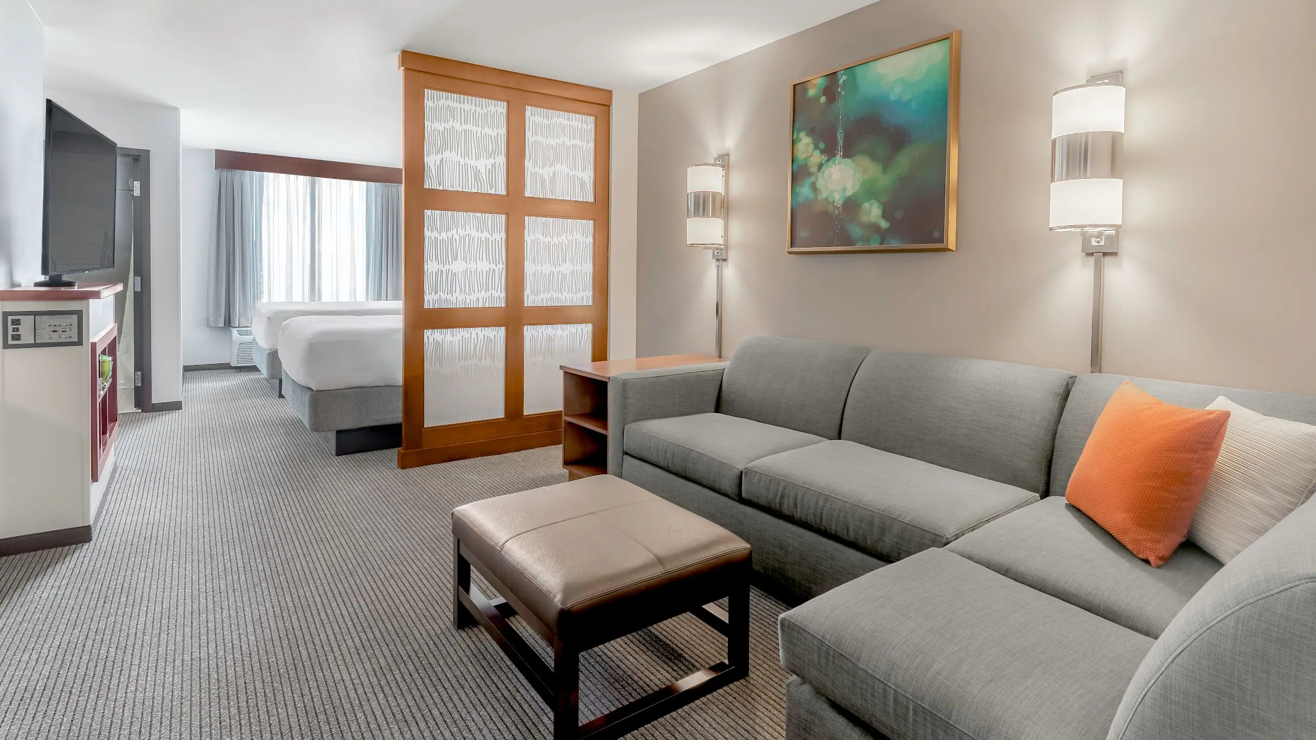 Two Queen Beds (With Sofa Bed) - Image 1