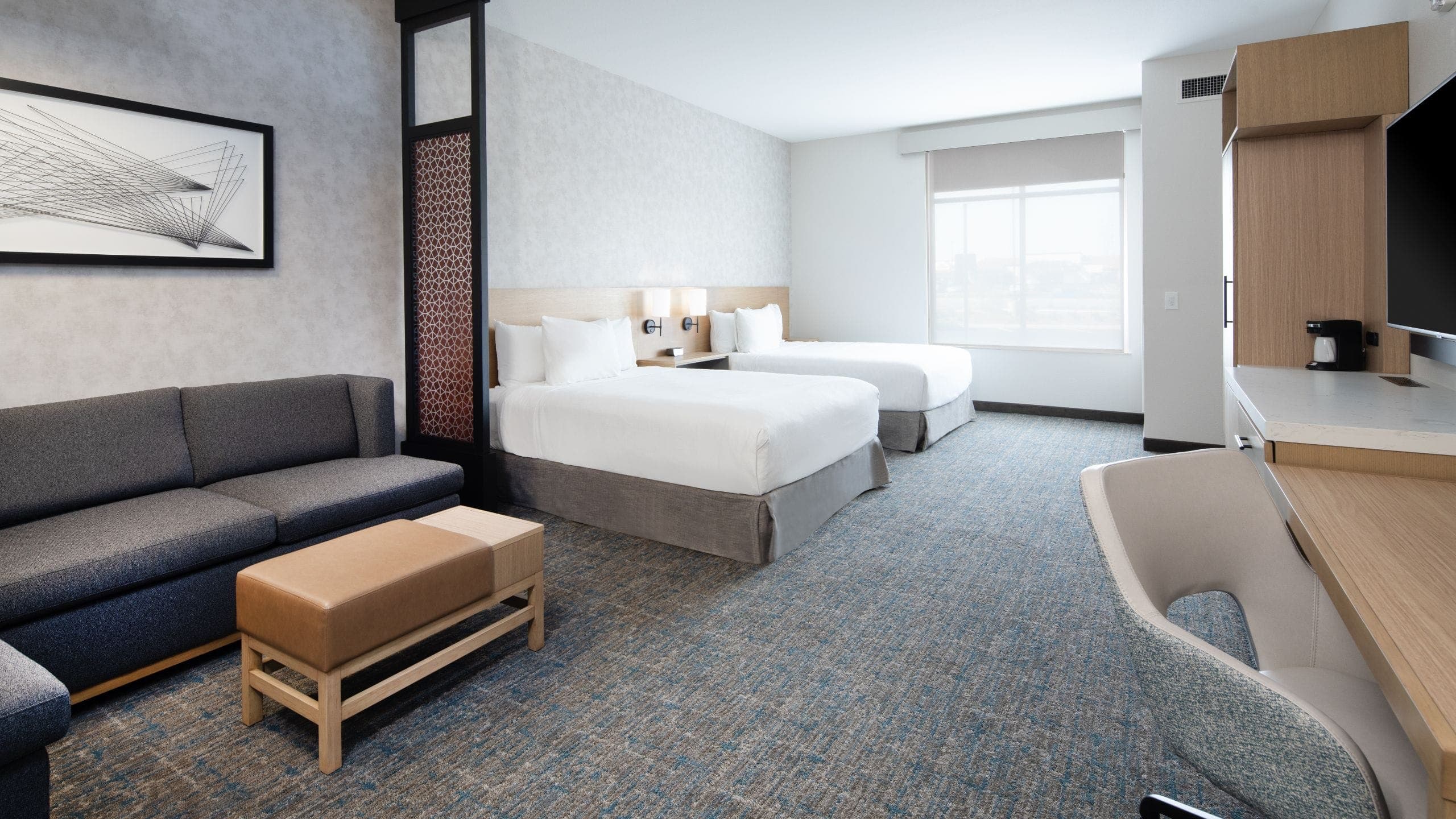 Accessible | Two Queen Beds/Roll-In Shower (Plus Sofa Bed) - Image 1