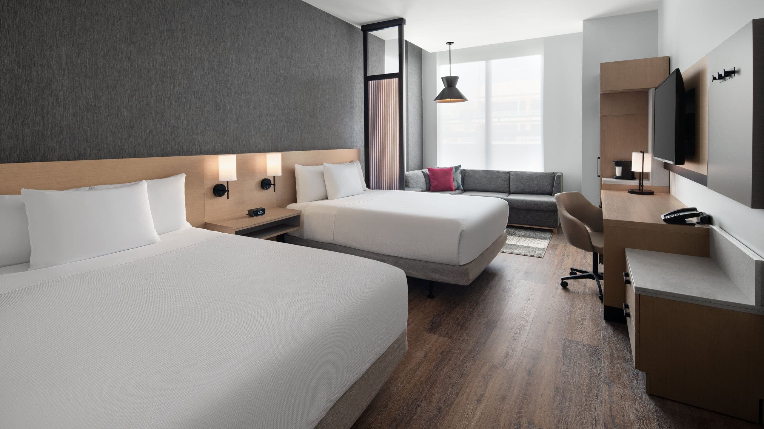 Accessible | Two Queen Beds/Tub (Plus Sofa Bed) - Image 1