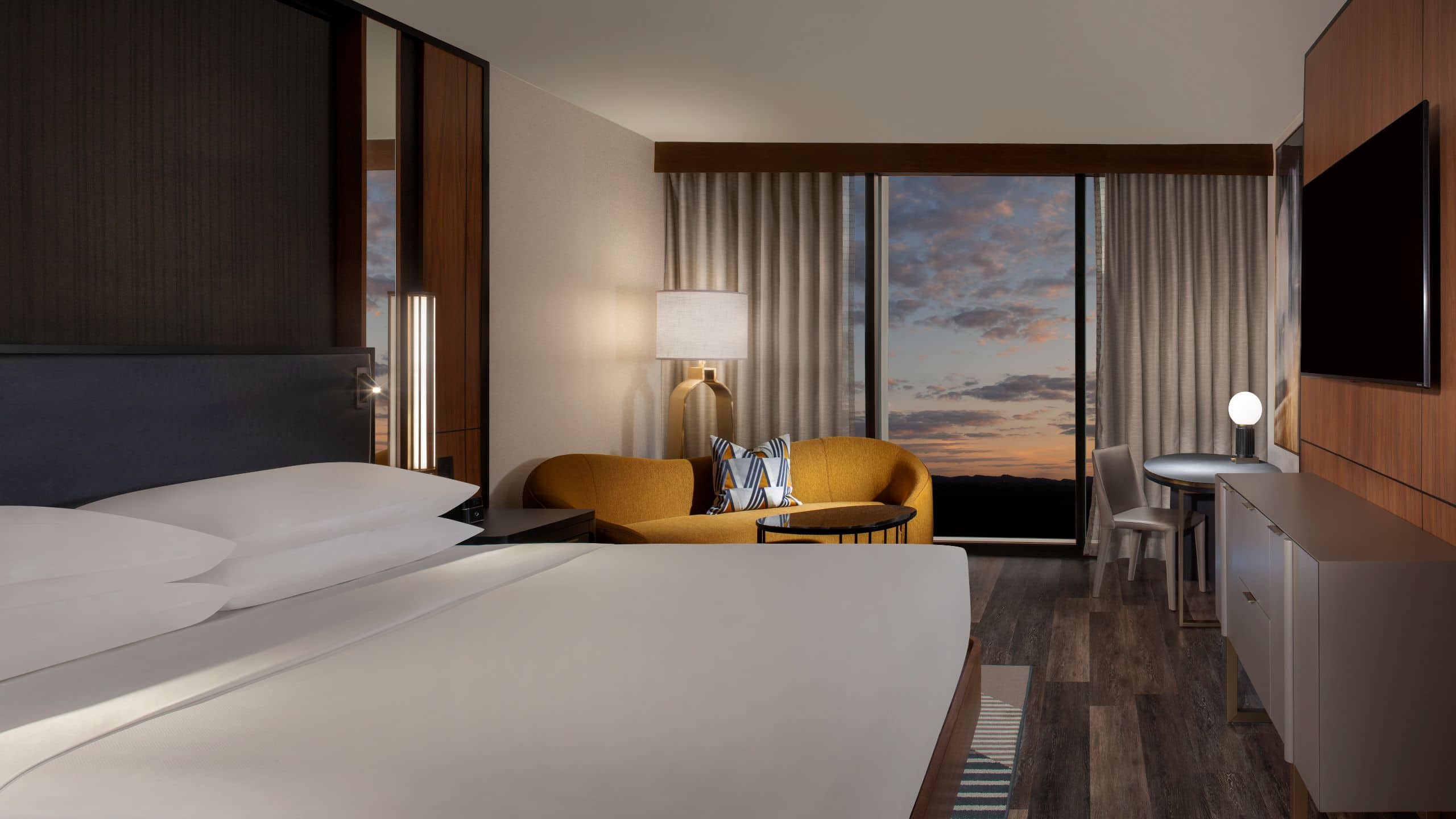 1 King Bed Accessible Shower - Image 3