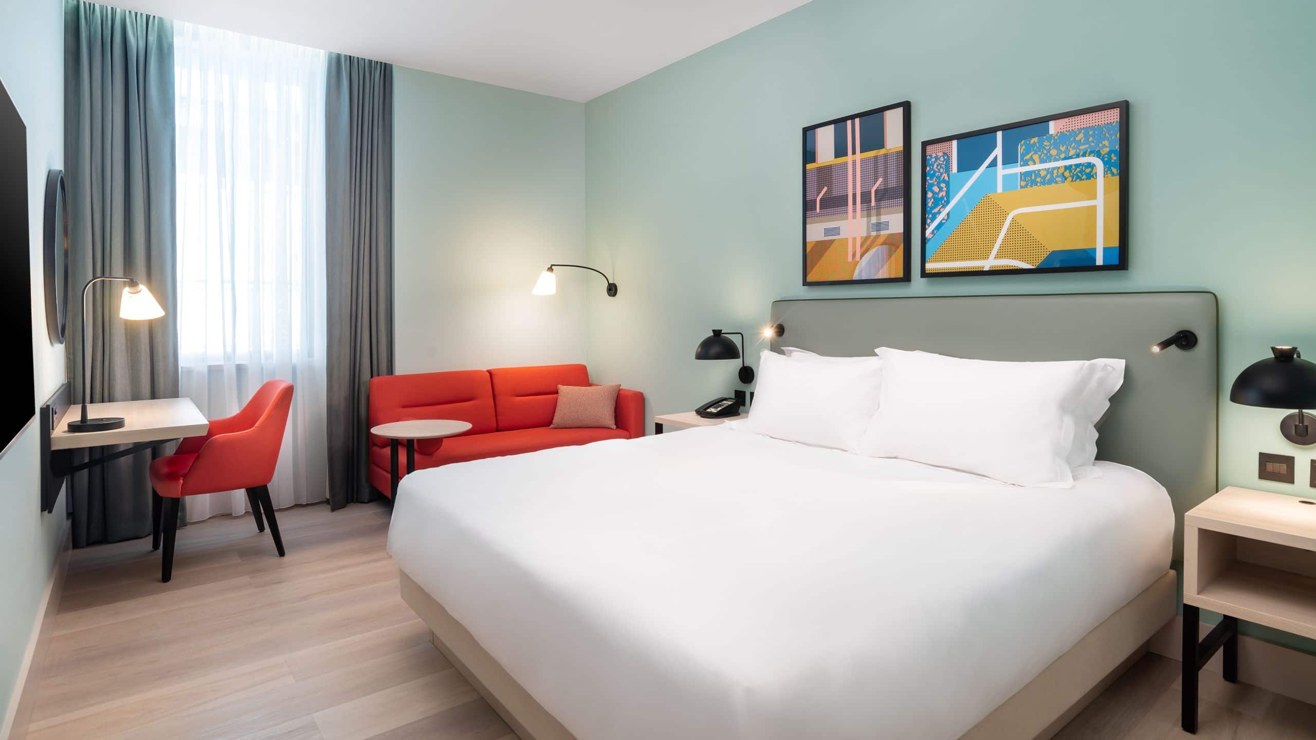 1 King Bed - Image 1