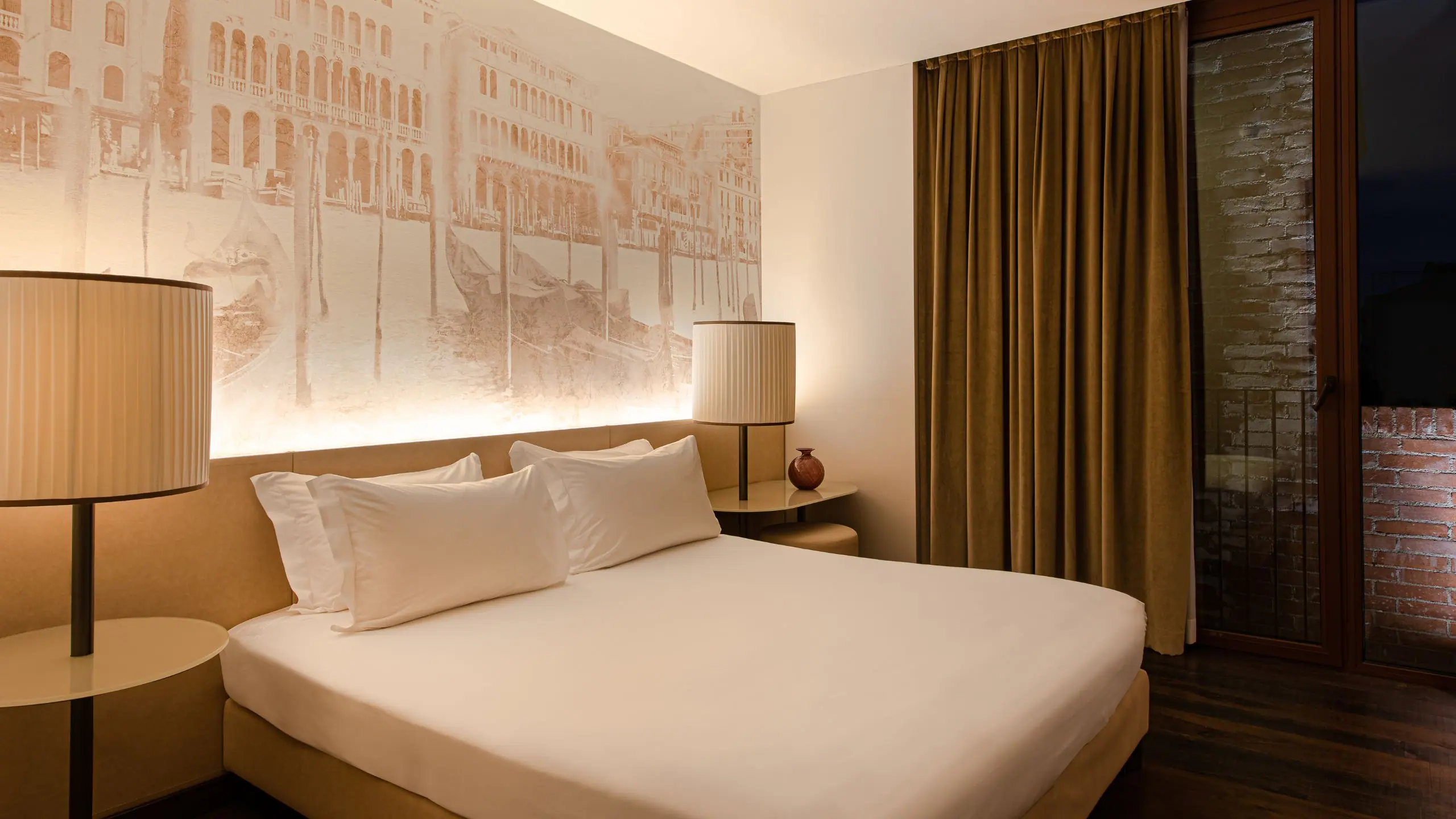 1 King Bed - Image 1