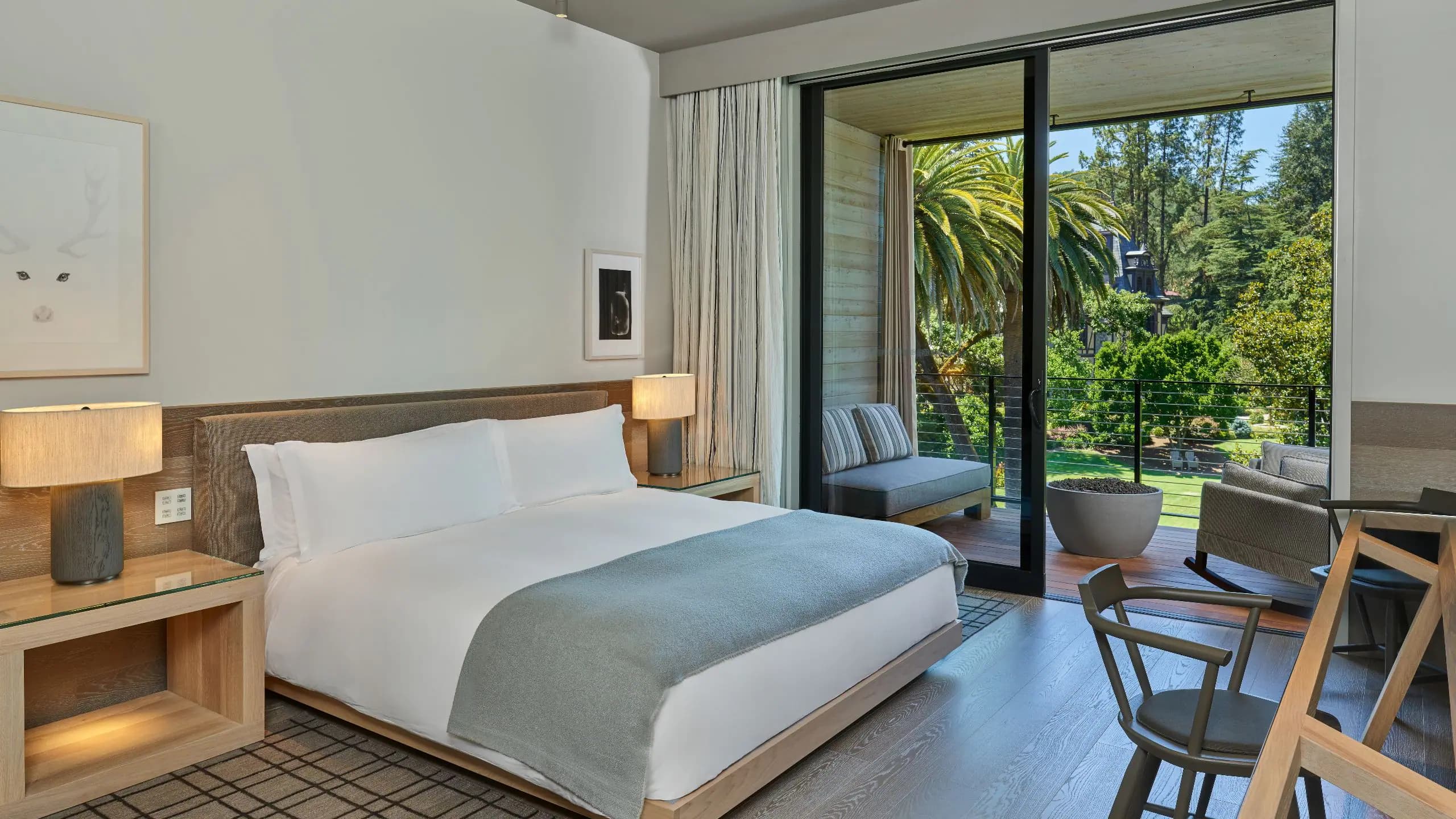 Streamside Balcony Deluxe King - Image 1