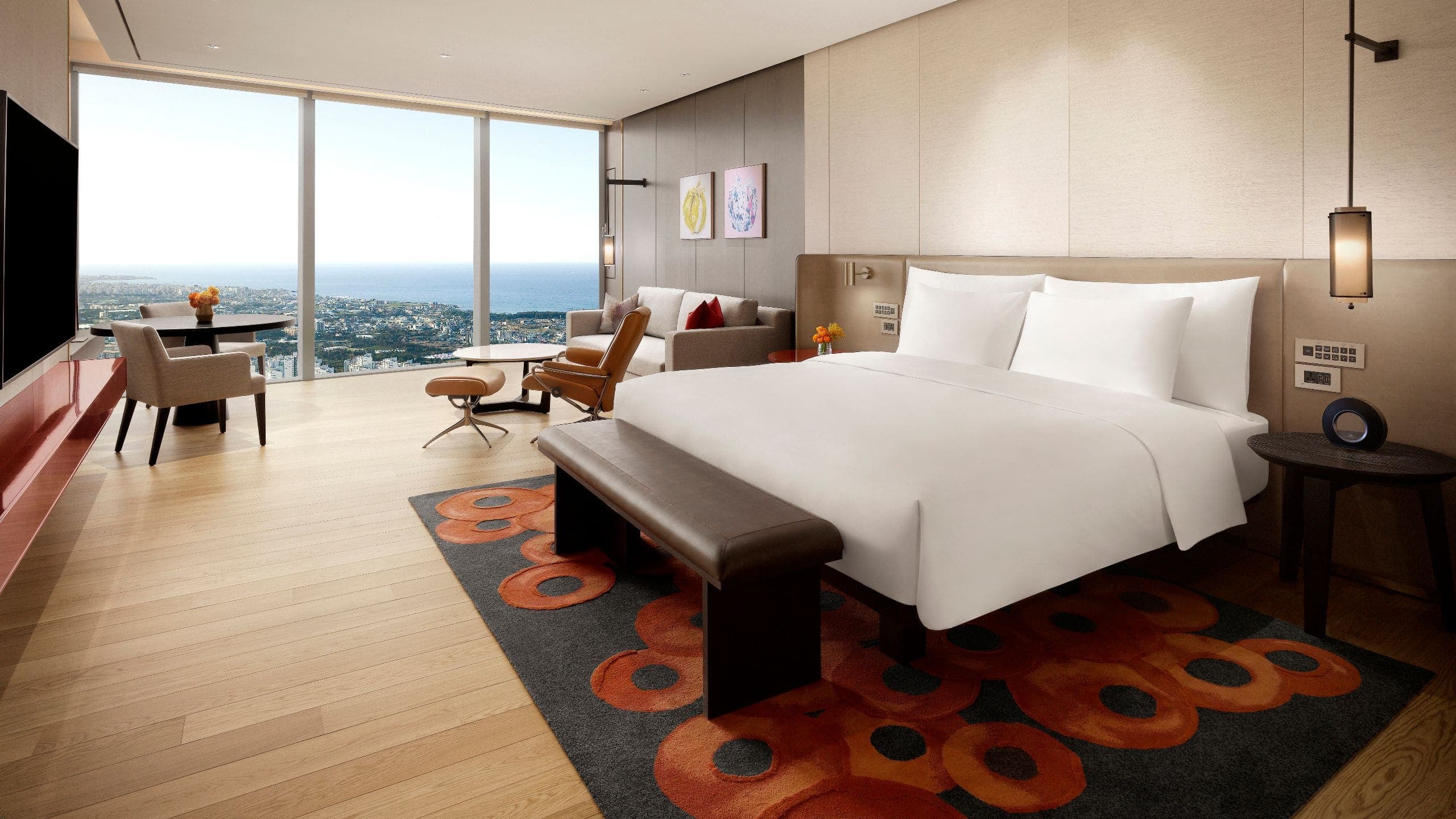 65-sqm King Room Club Access - Image 2