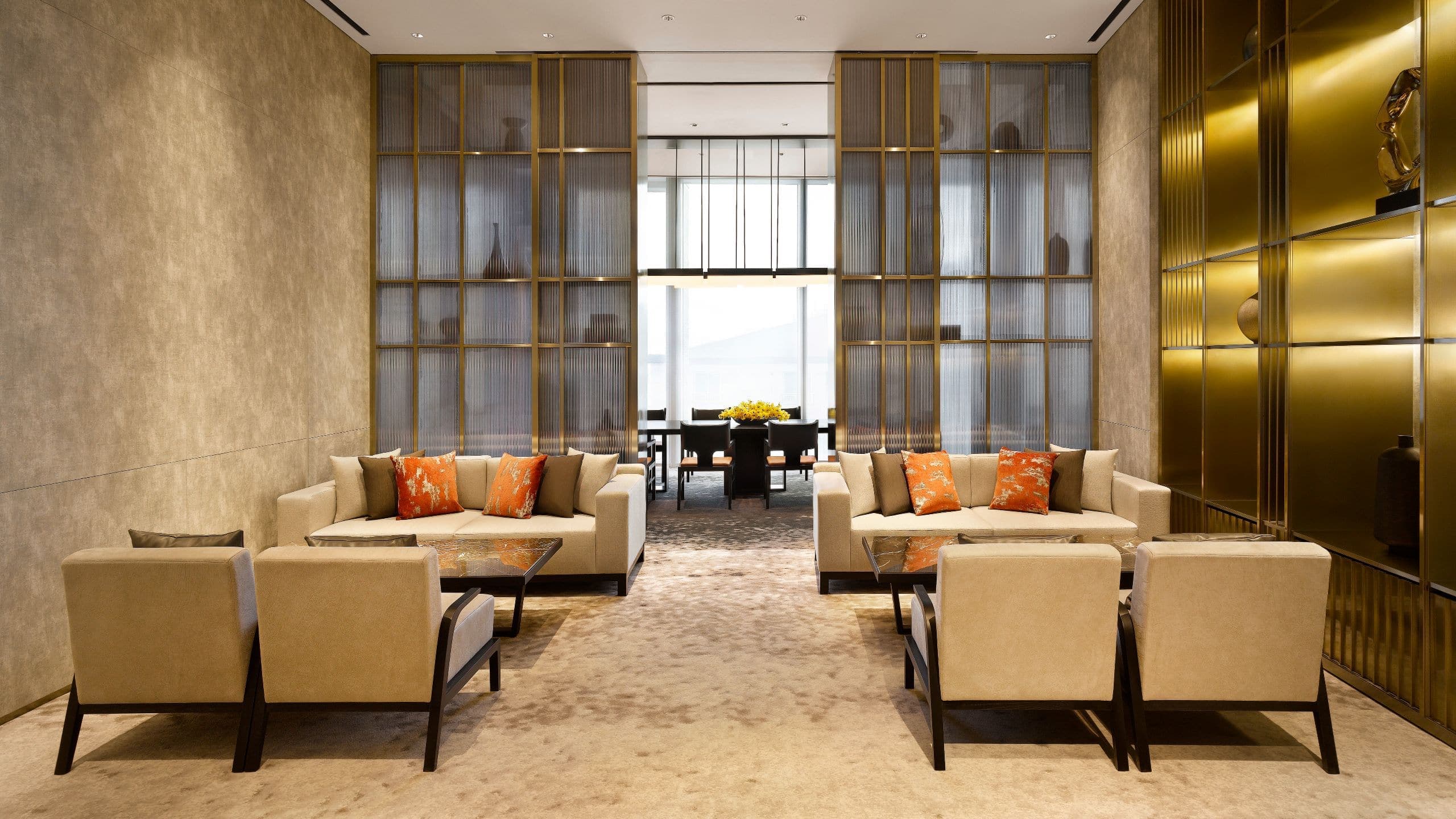 65-sqm King Room Club Access - Image 6