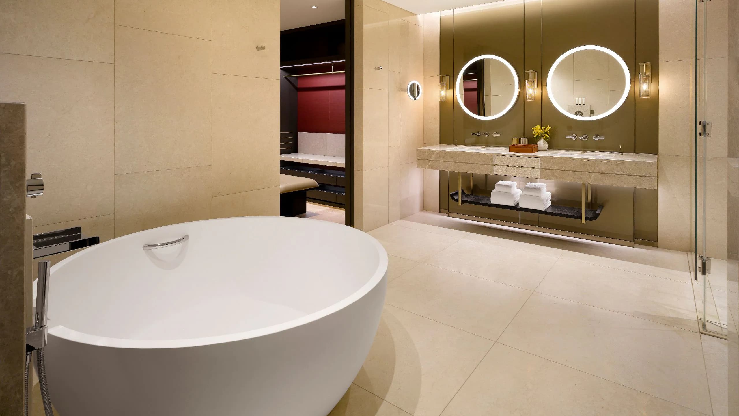 130-sqm Grand Suite King - Image 3