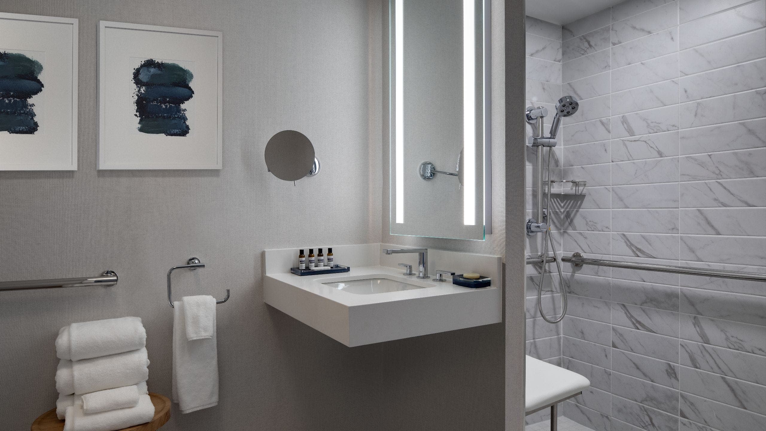 1 King Bed and Accessible Shower - Image 2