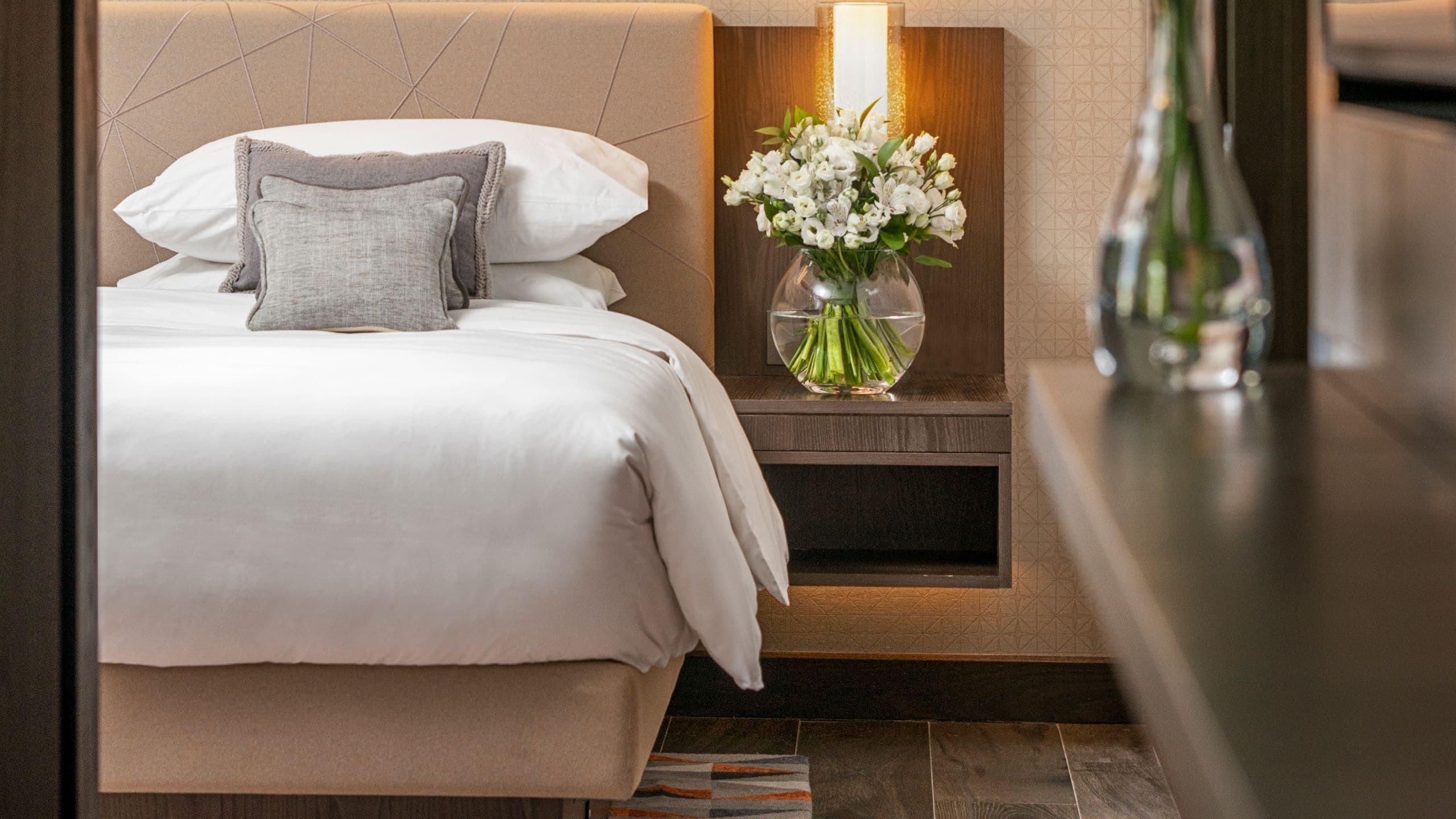 Regency Suite - Image 2