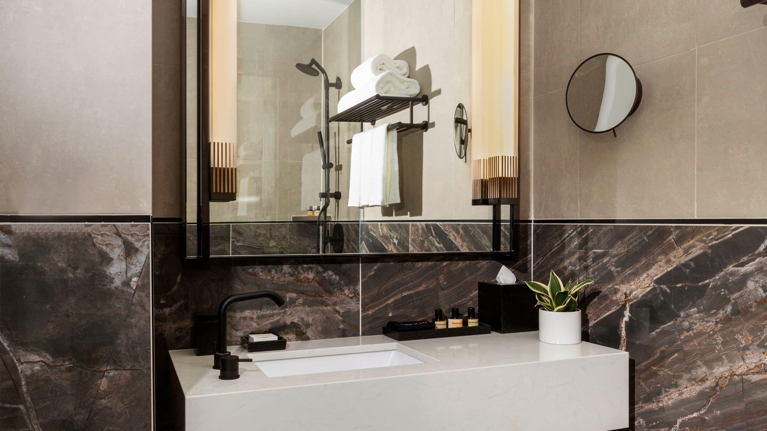 2 Double Beds - Image 3