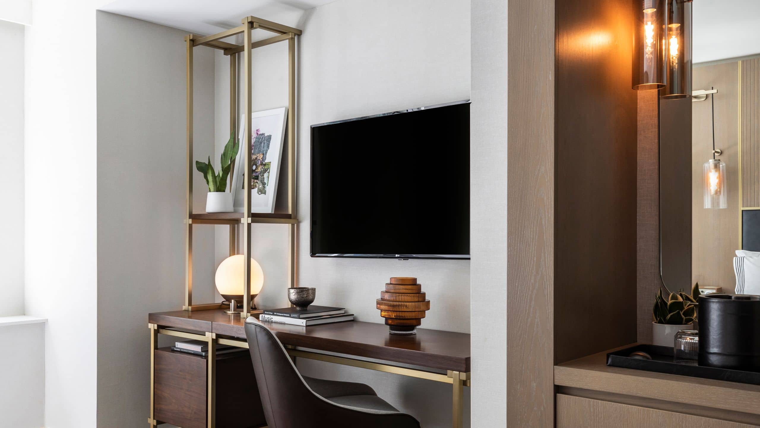 2 Double Beds - Image 2