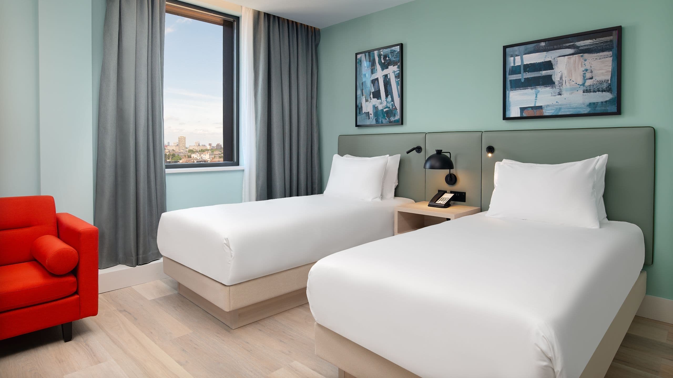 2 Twin Beds - Image 1
