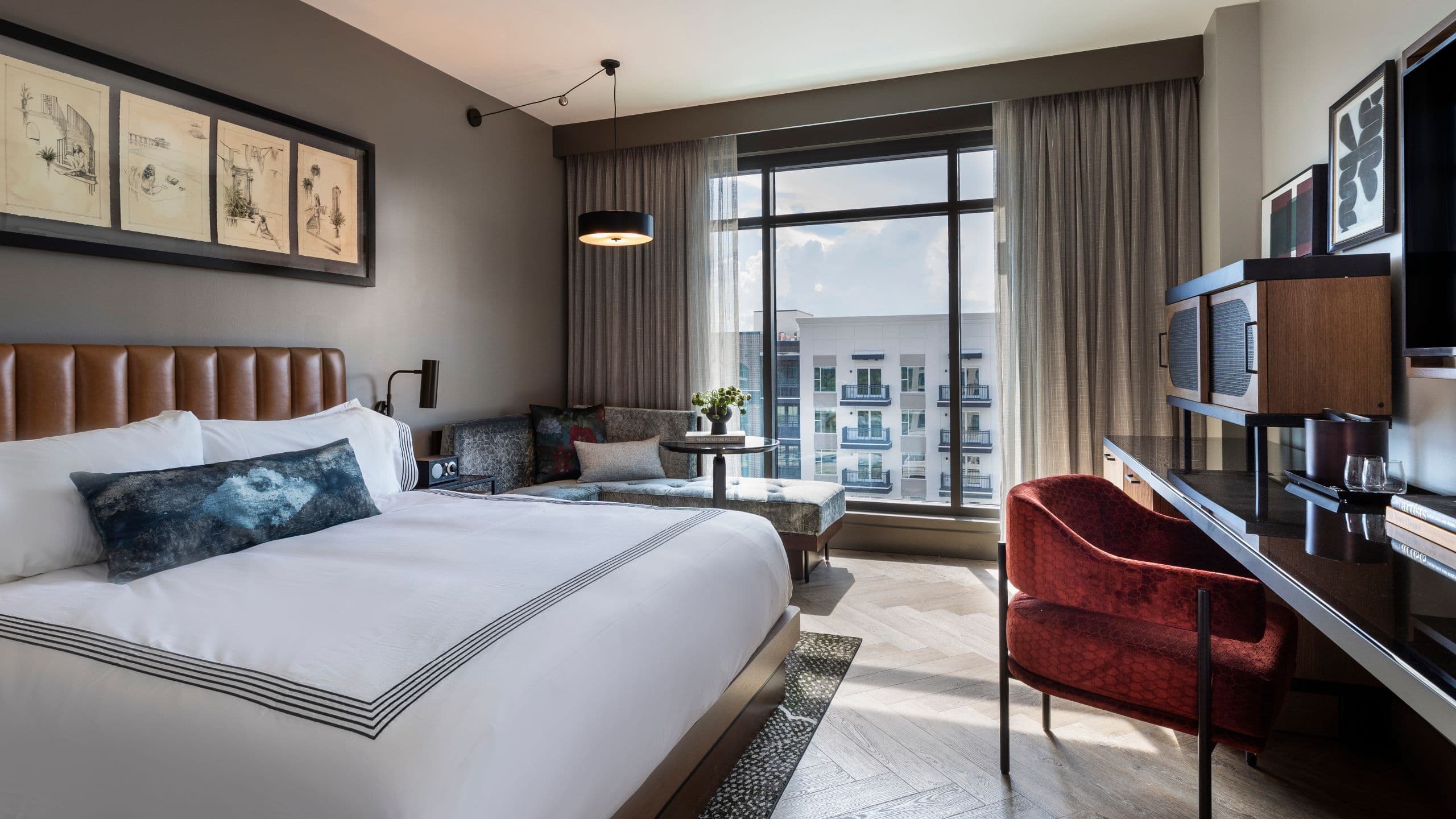 1 King Bed - Image 2