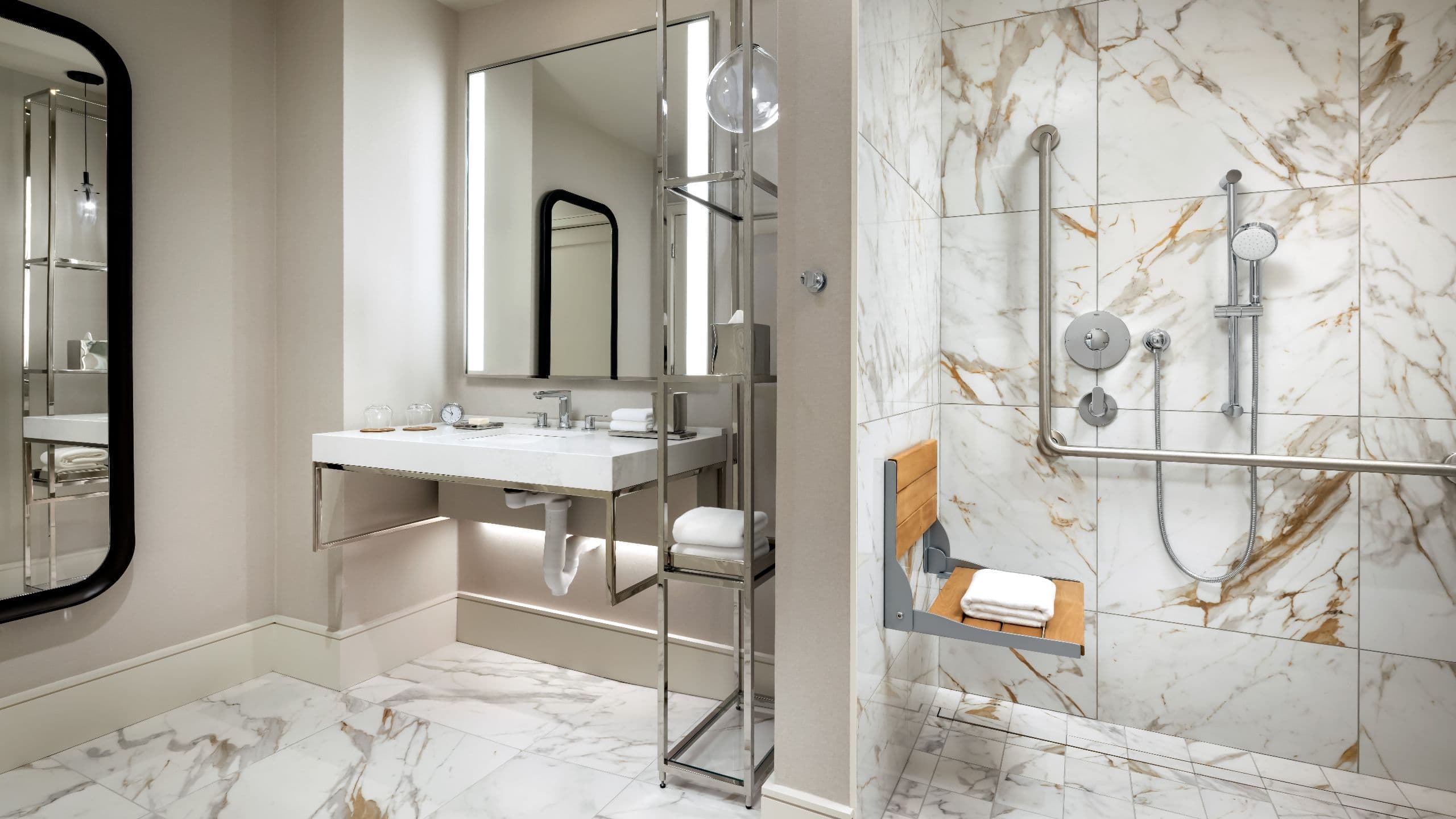 1 King Accessible Shower - Image 2