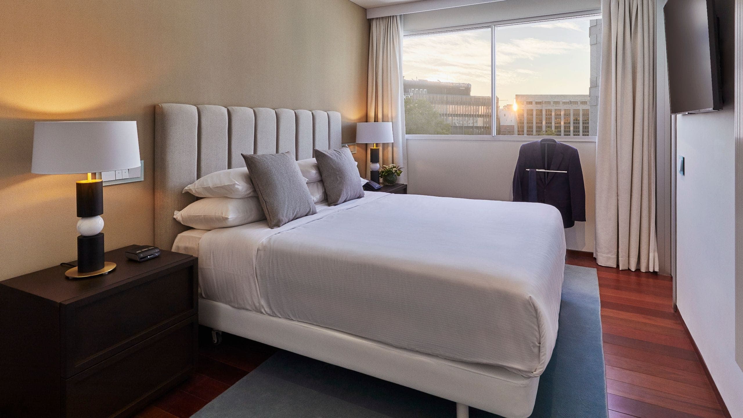 1 Bedroom Apartment - Image 1