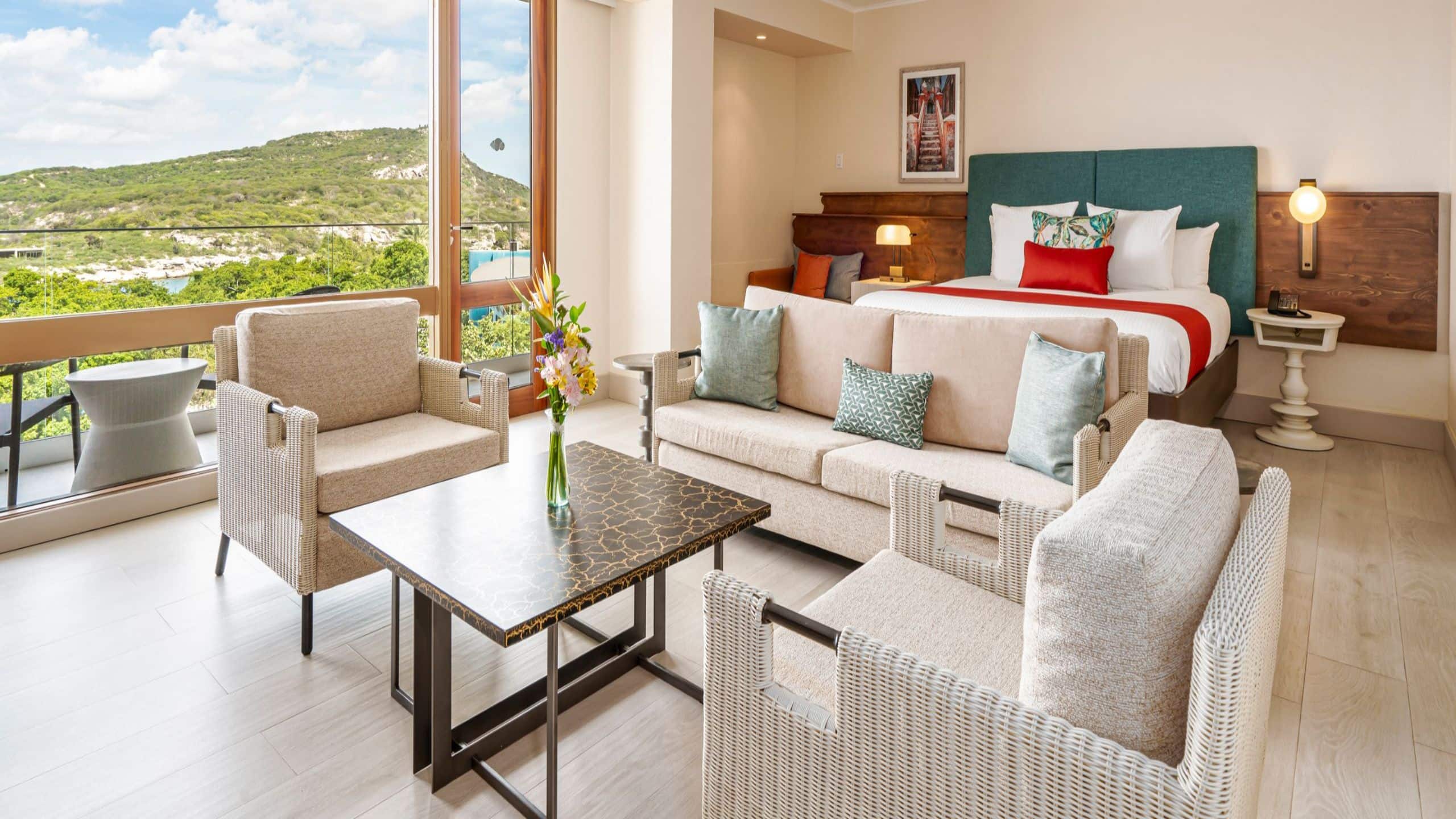 Preferred Club Junior Suite Ocean View King - Image 1
