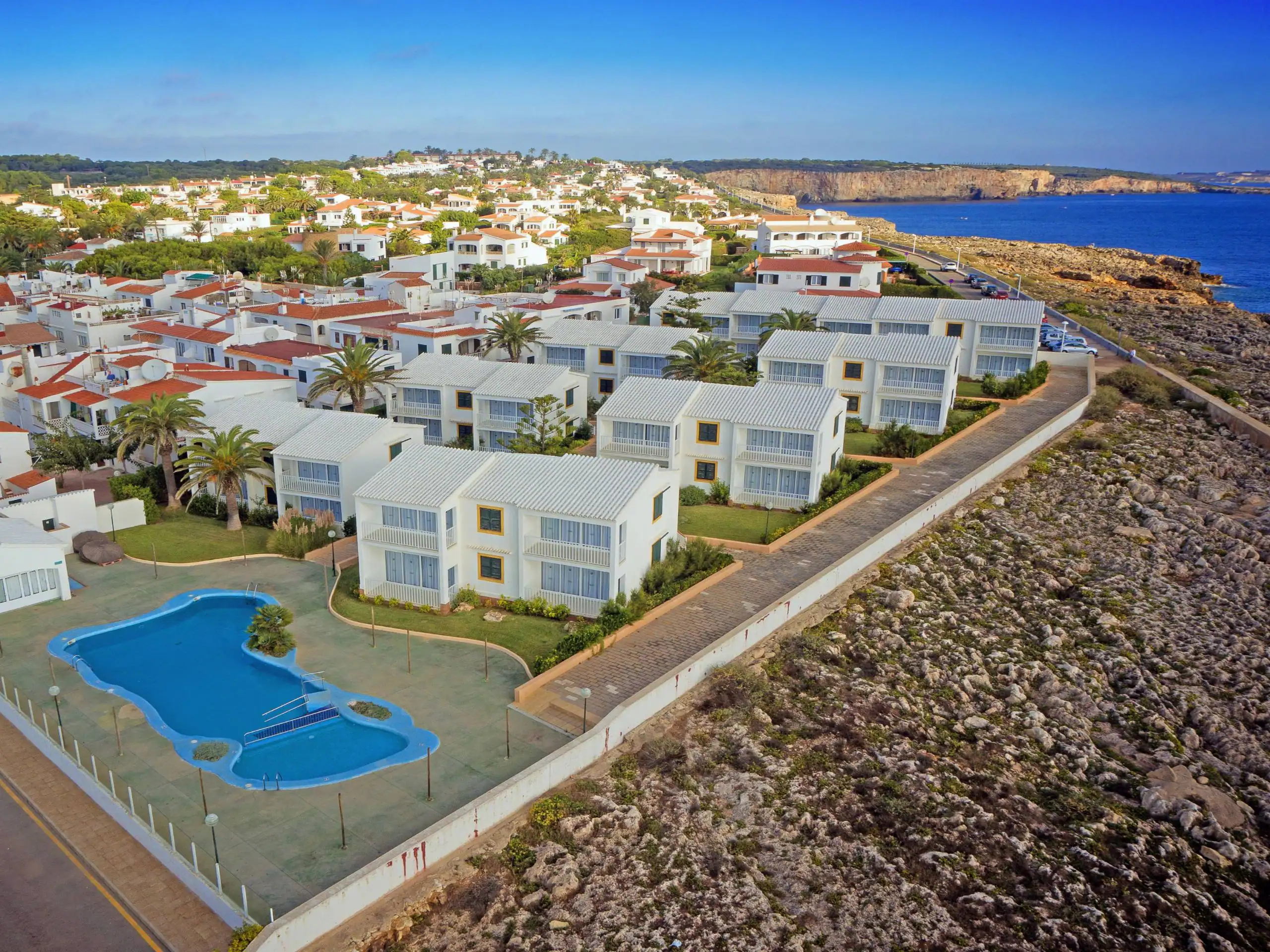AluaSun Far Menorca - Image 1