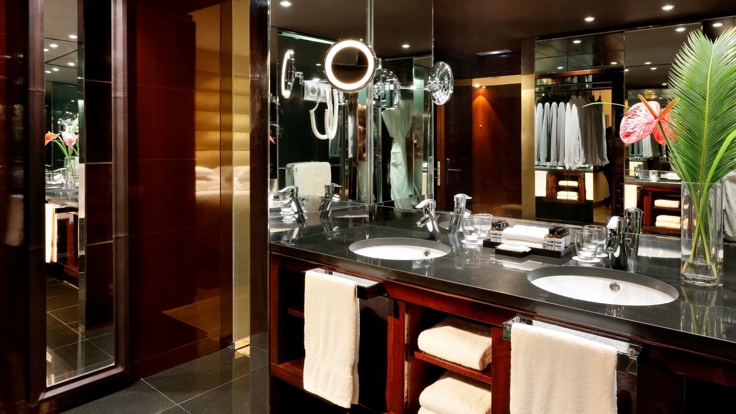 Hyatt Regency Barcelona Tower - Image 3