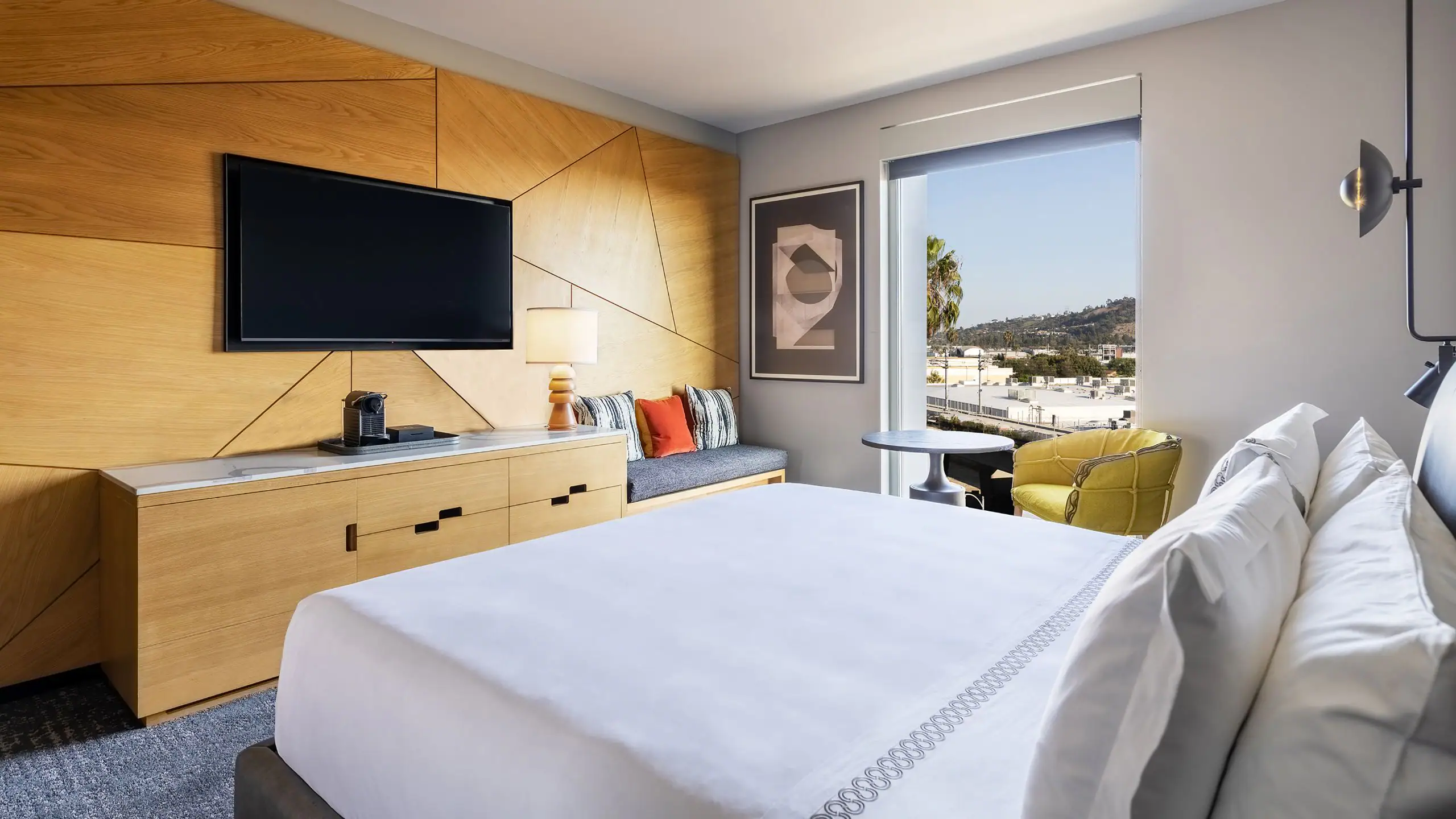 1 King Bed - Image 2