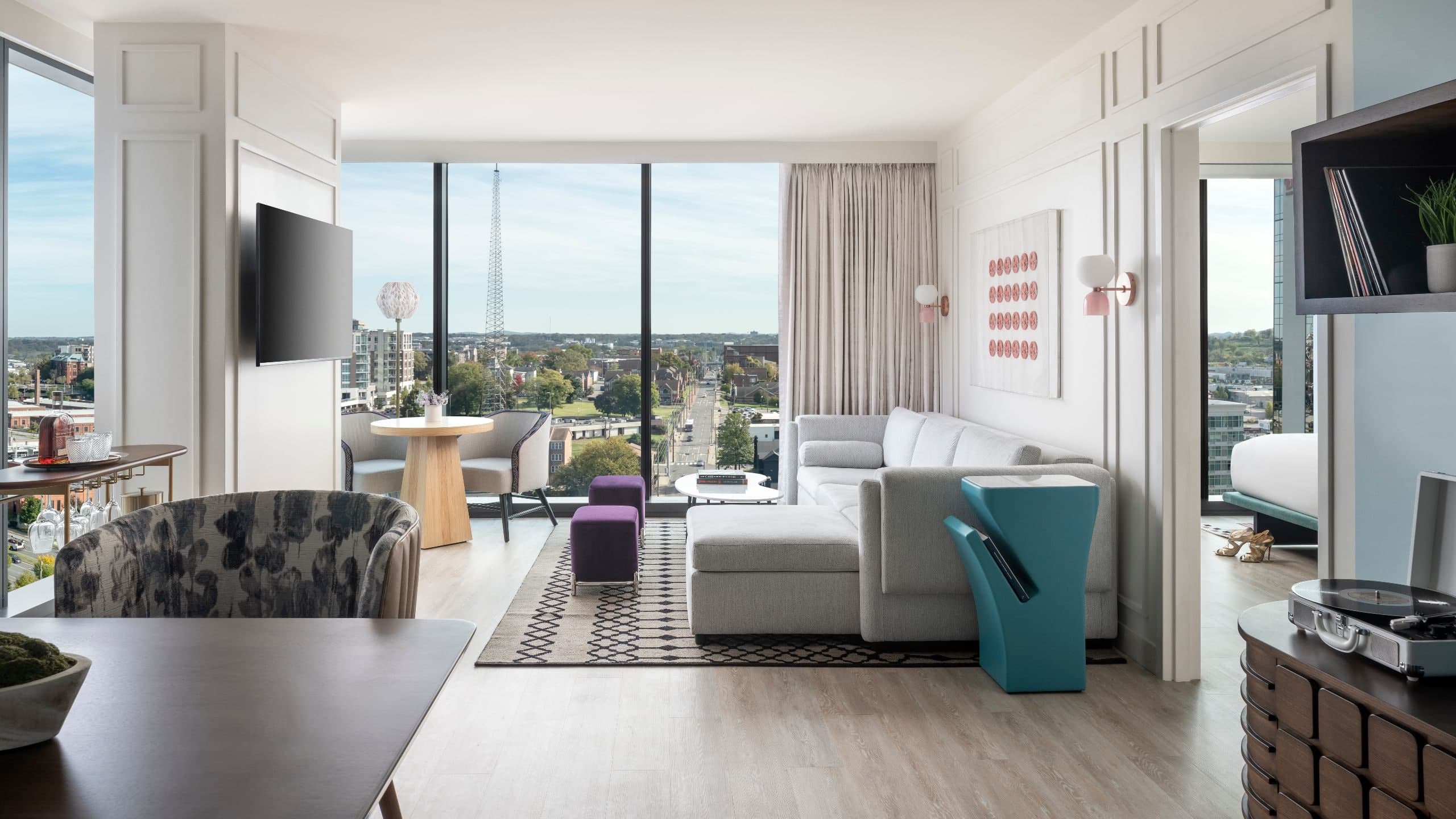 King Suite - Image 2