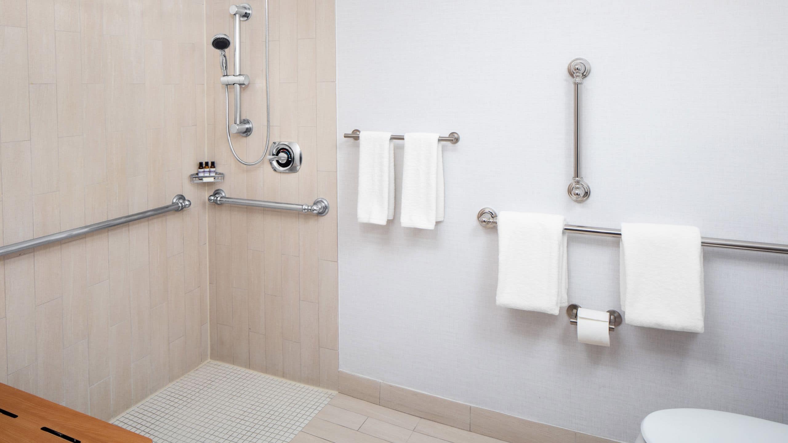 1 King Bed with Accessible Shower - Image 2