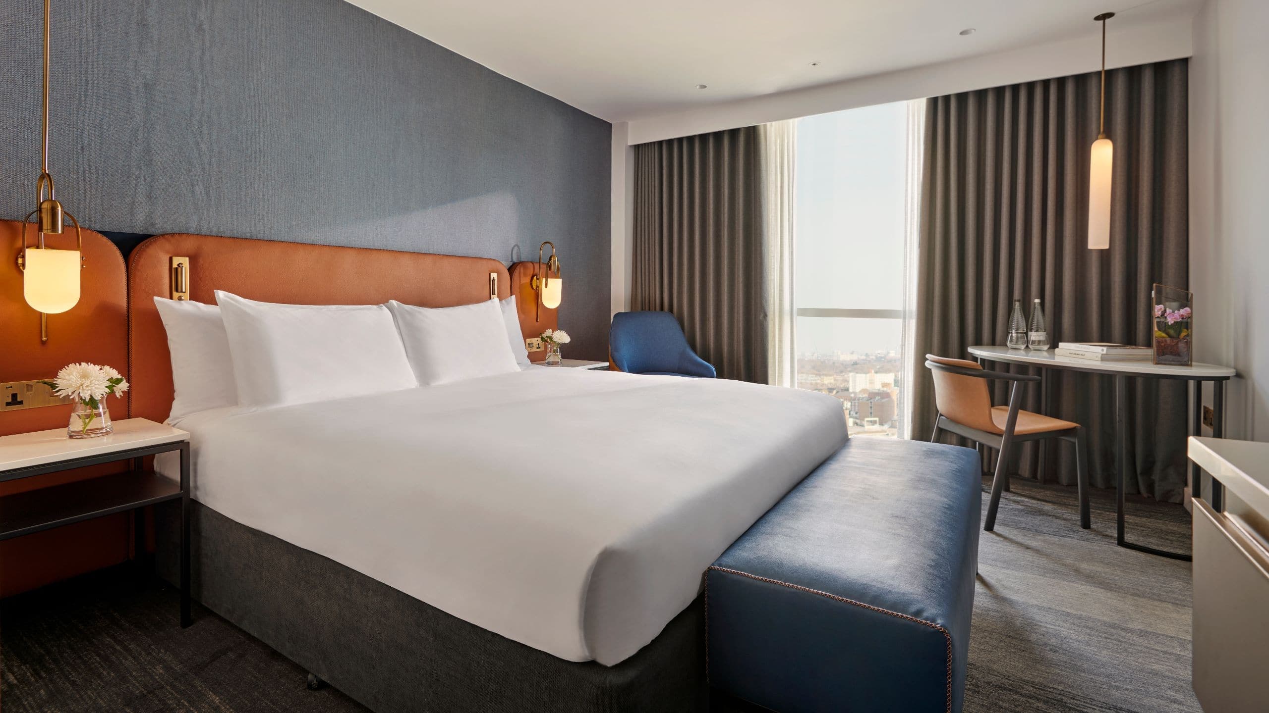 1 King Bed - Image 1