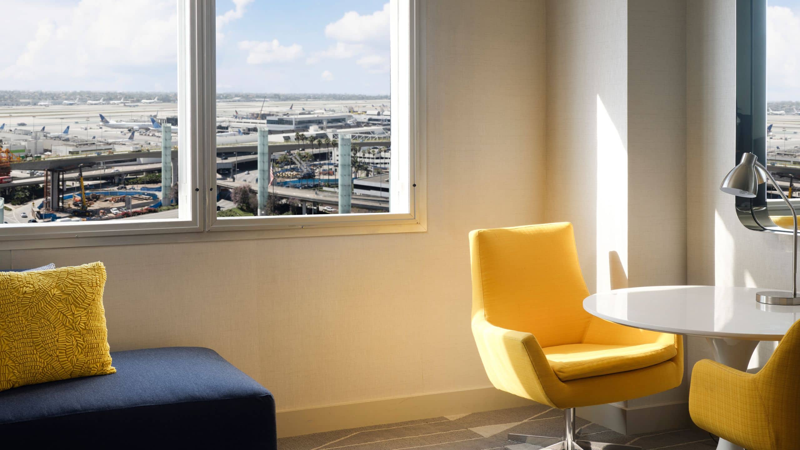 Hyatt Regency Los Angeles International Airport - Image 5