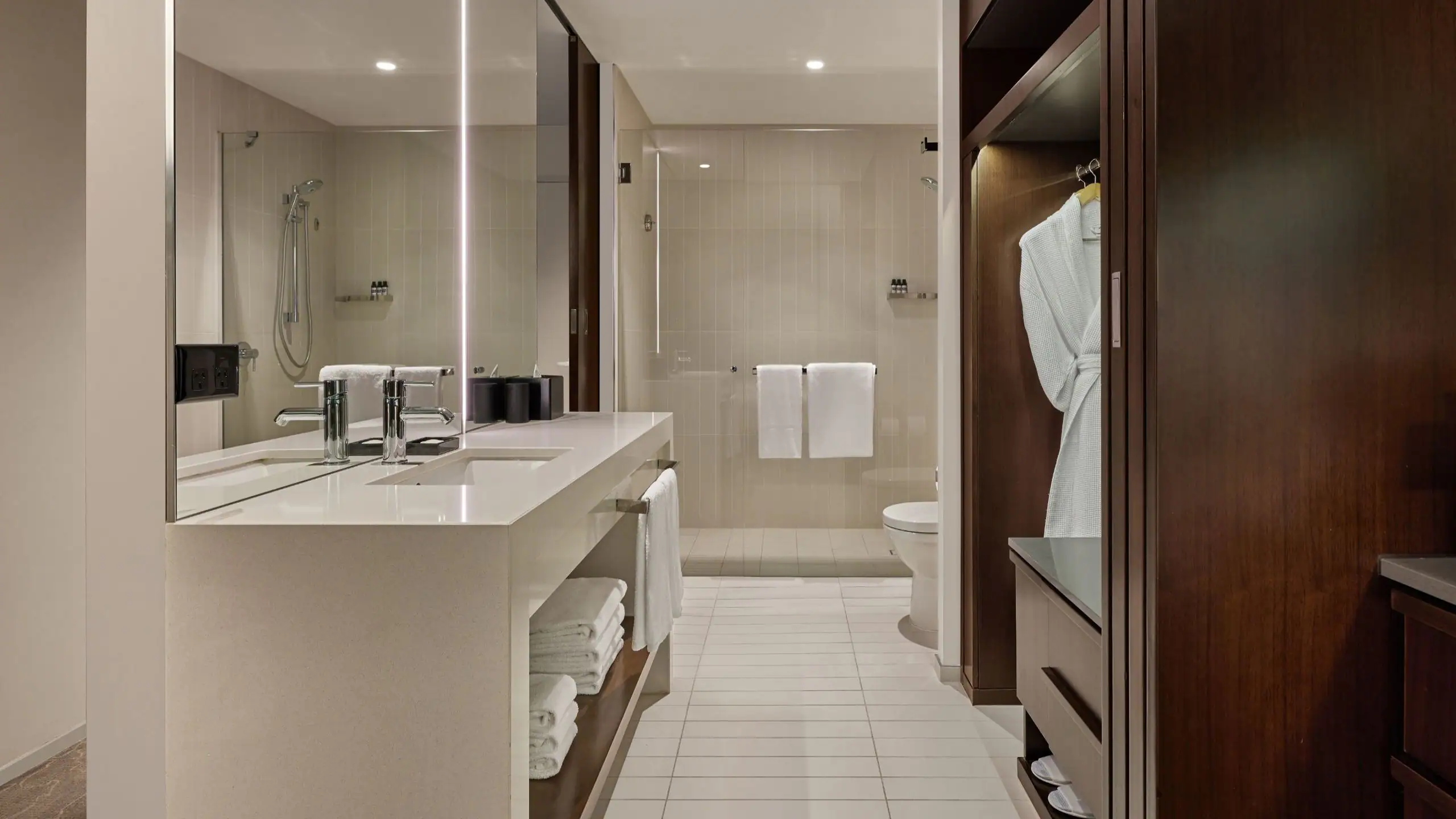 Hyatt Regency Brisbane - Image 3