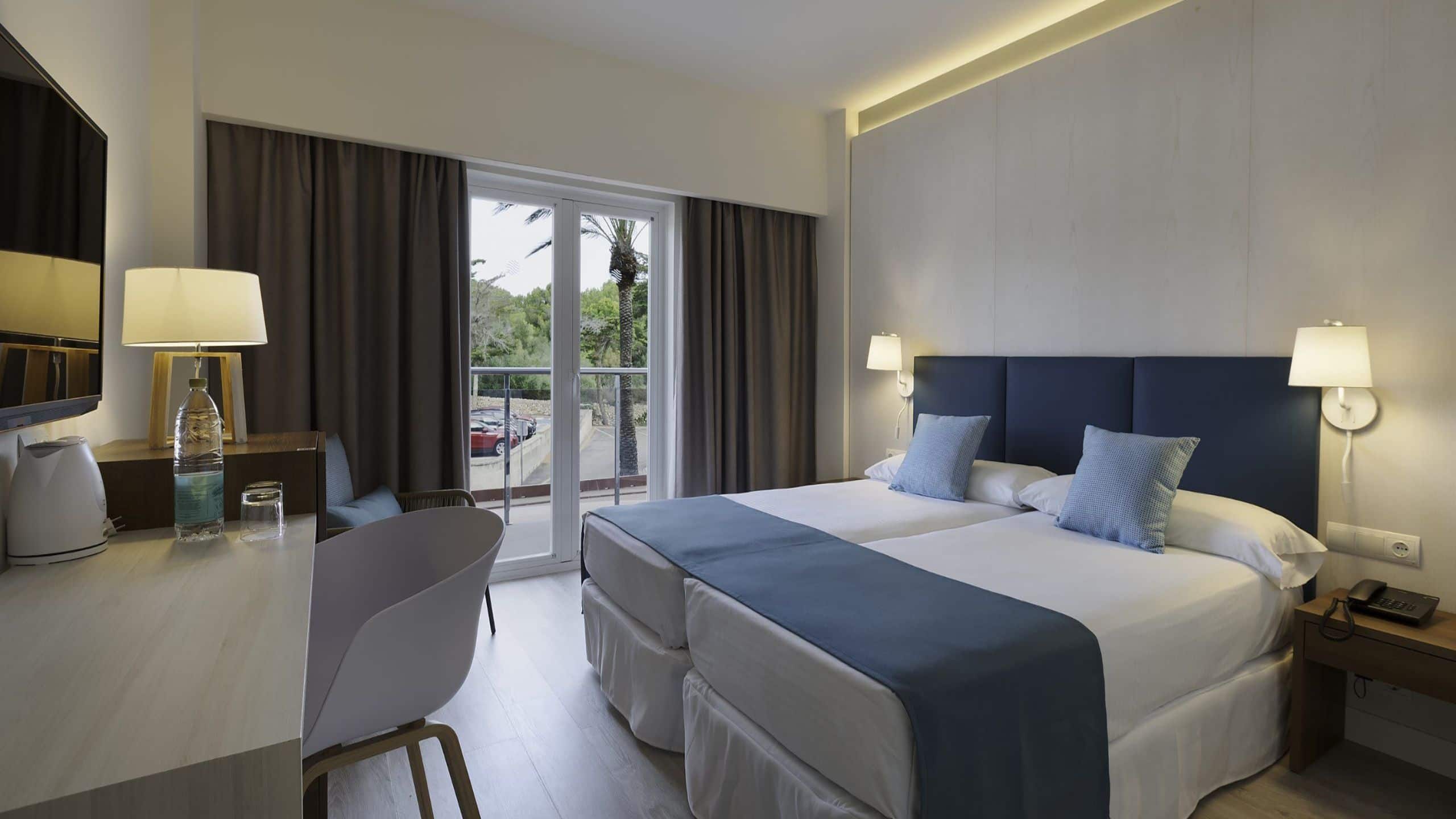 Alua Illa de Menorca - Image 3