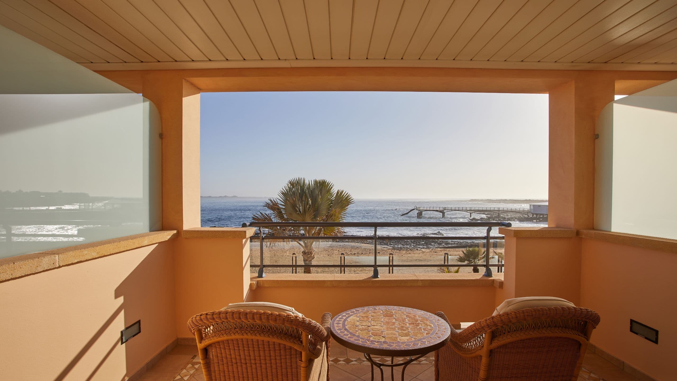 Preferred Club Junior Suite Frontal Ocean View - Image 10