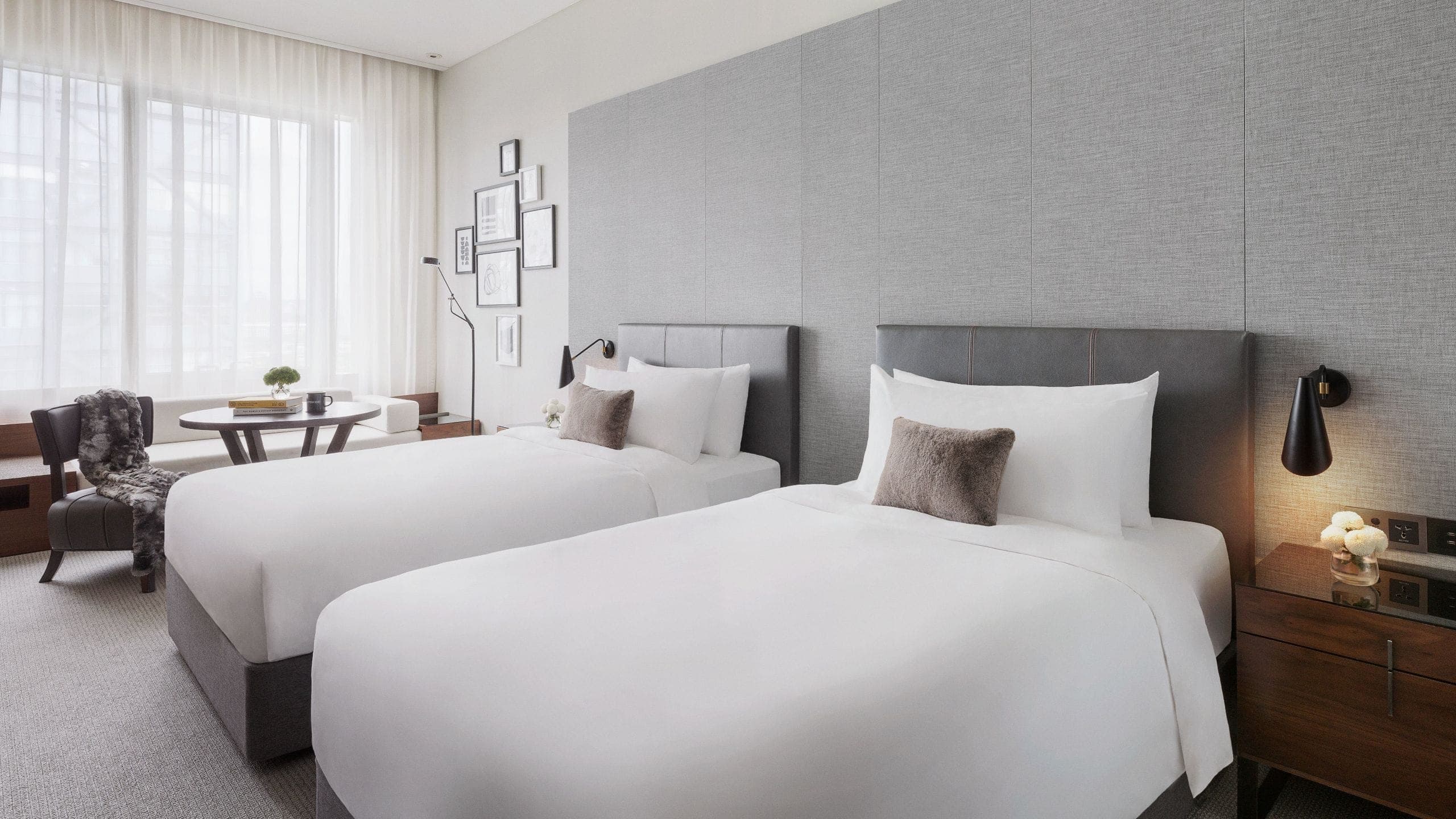 2 Twin Beds Room - Image 1