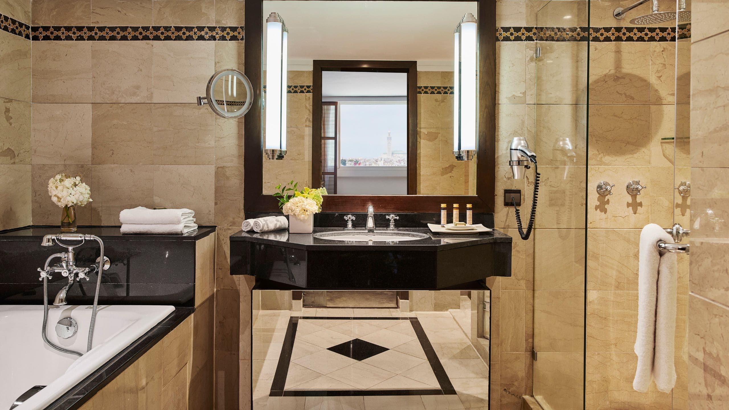 Executive Suite - Image 8