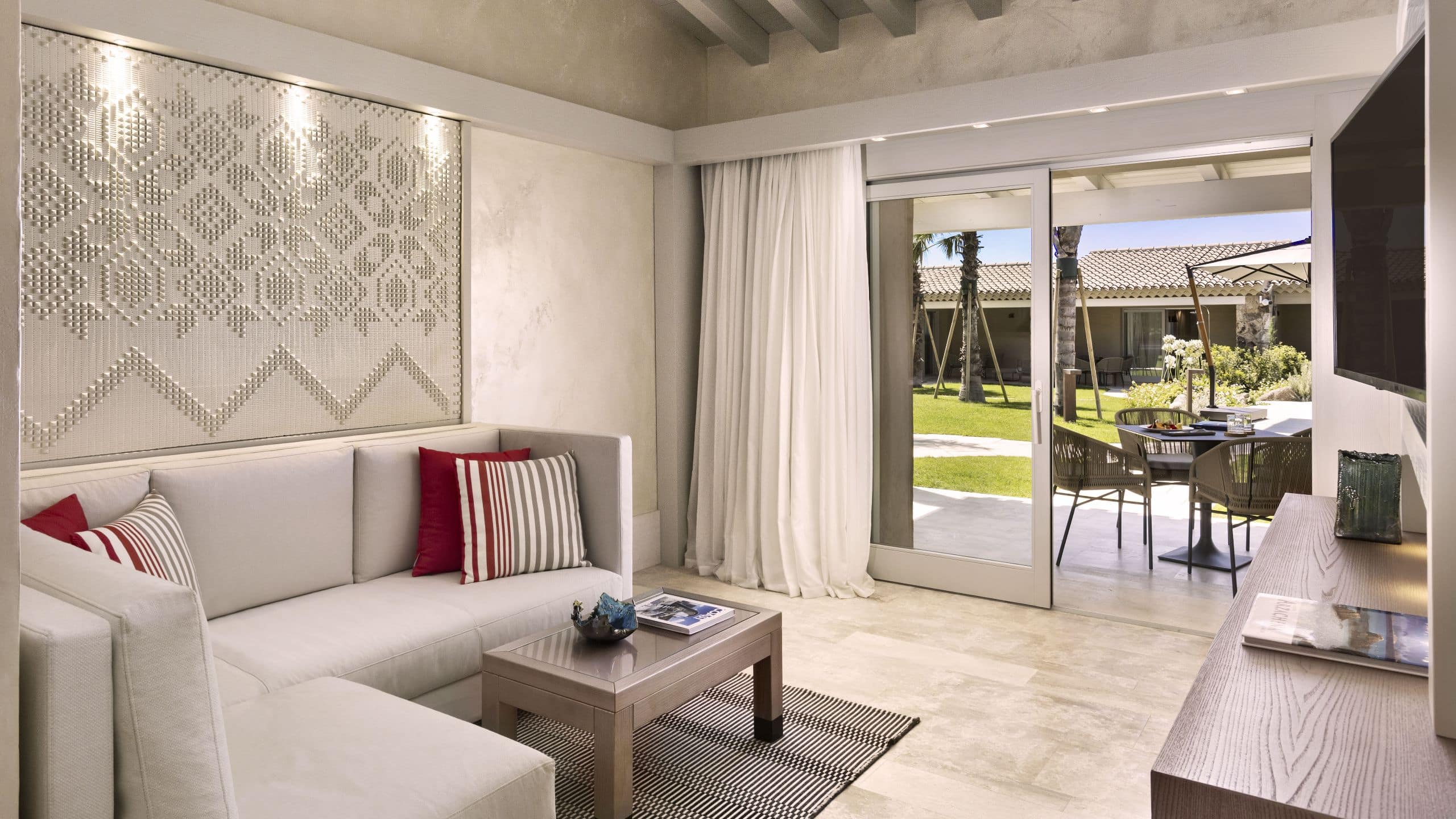 Laguna View Suite - Image 2