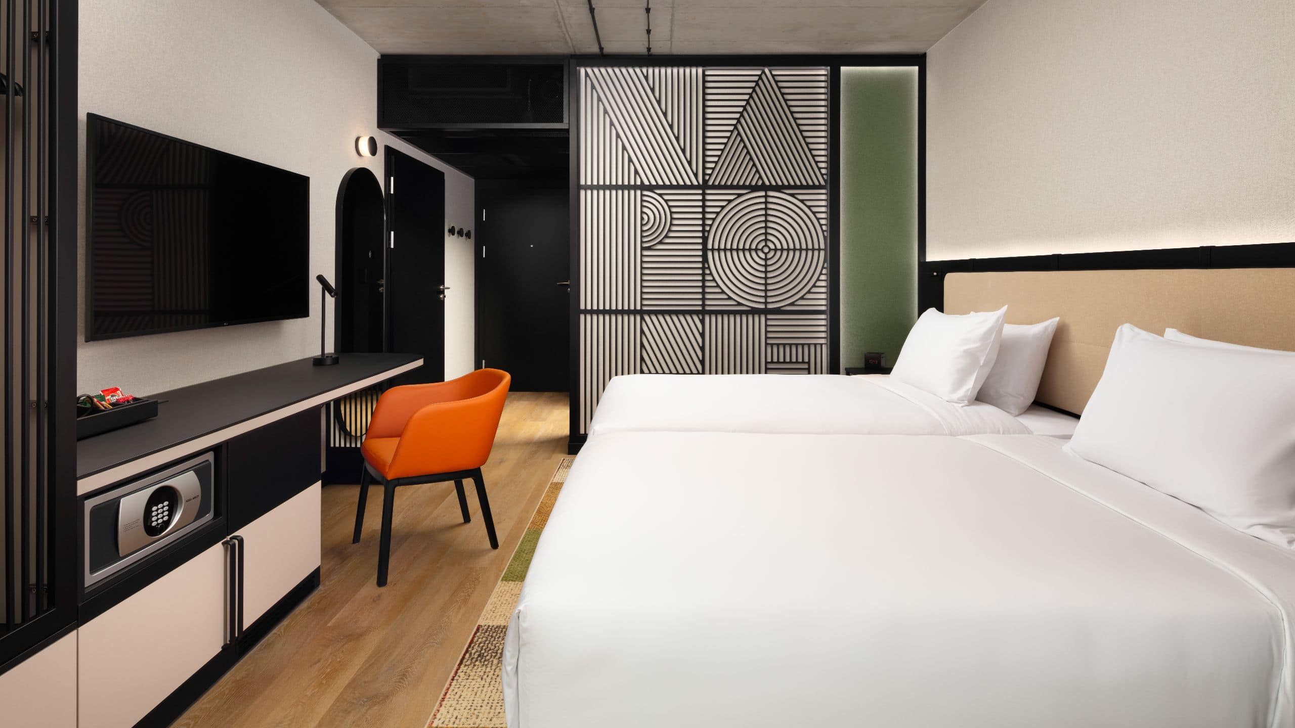 2 Twin Beds - Image 3