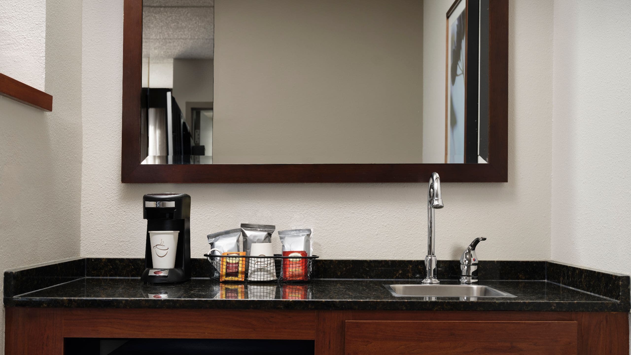 Two Double Beds (With Sofa Bed) - Image 8